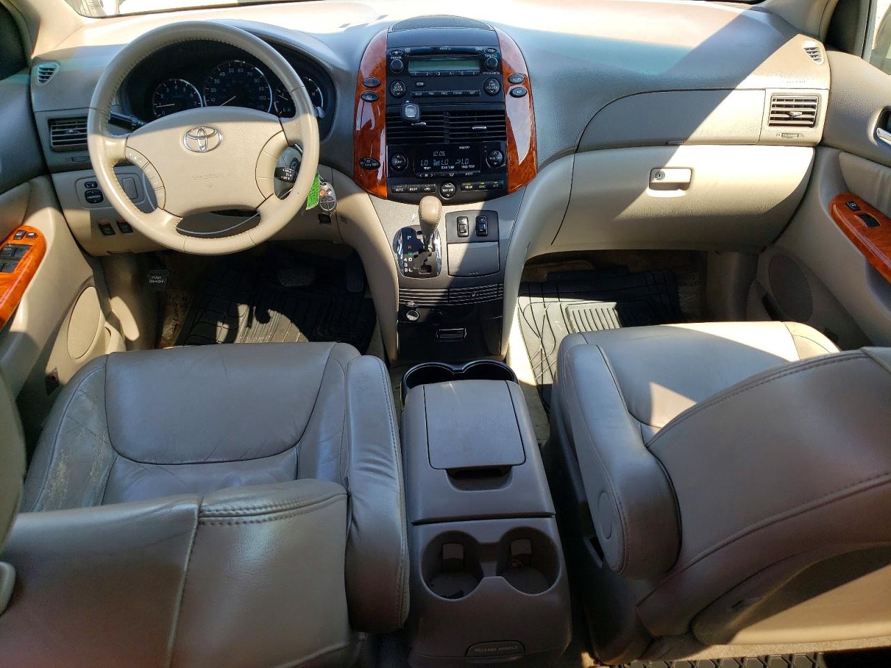 2008 Toyota Sienna Xle Tan vin: 5TDZK22C18S205372
