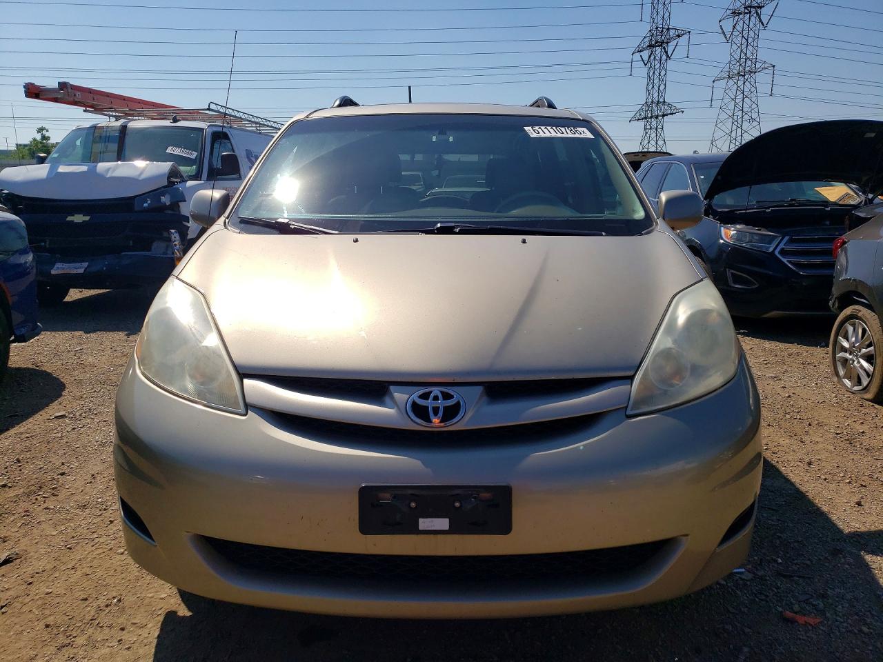 2008 Toyota Sienna Xle Tan vin: 5TDZK22C18S205372