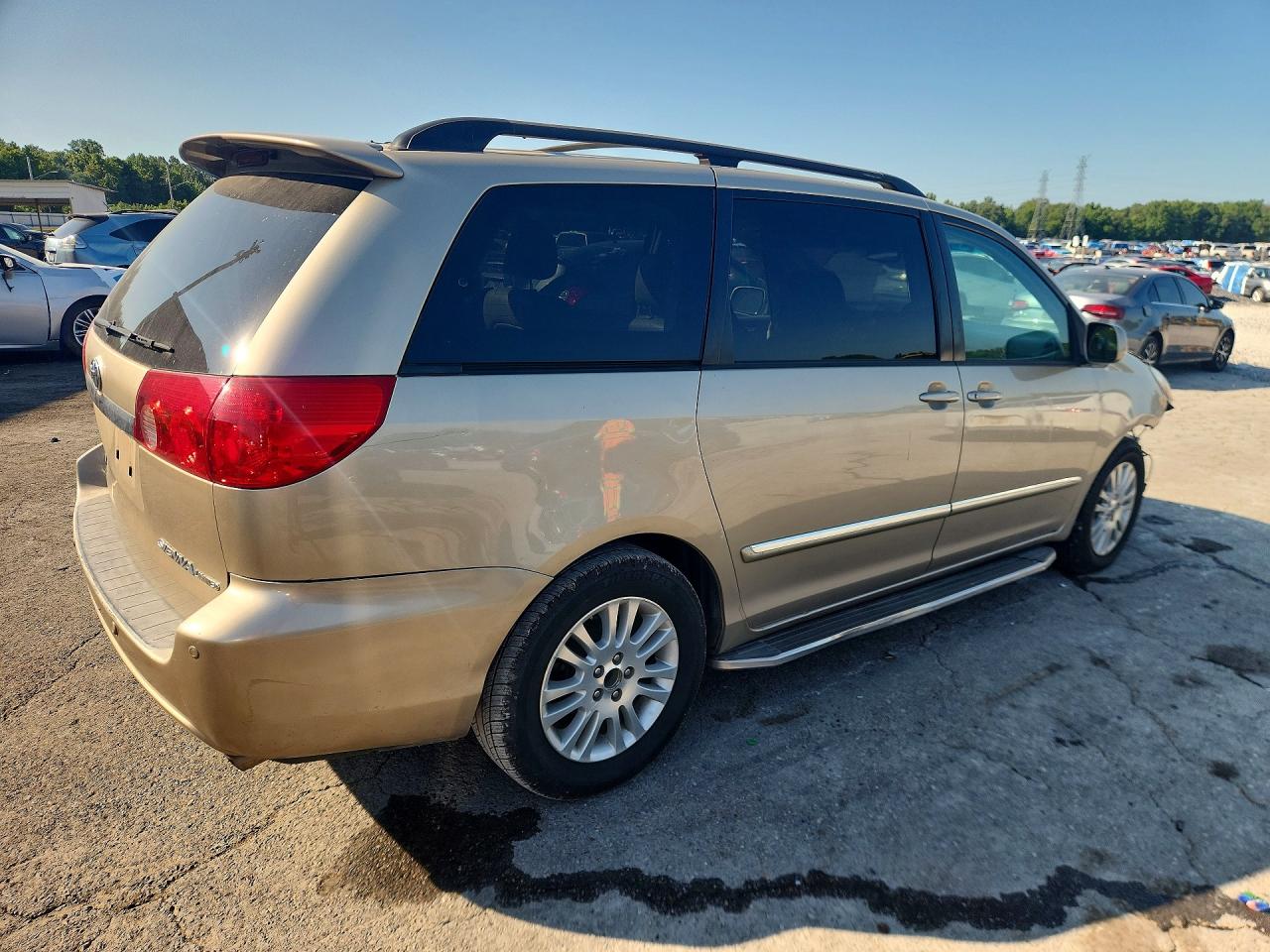 2009 Toyota Sienna Limited Gold vin: 5TDZK22C19S248952