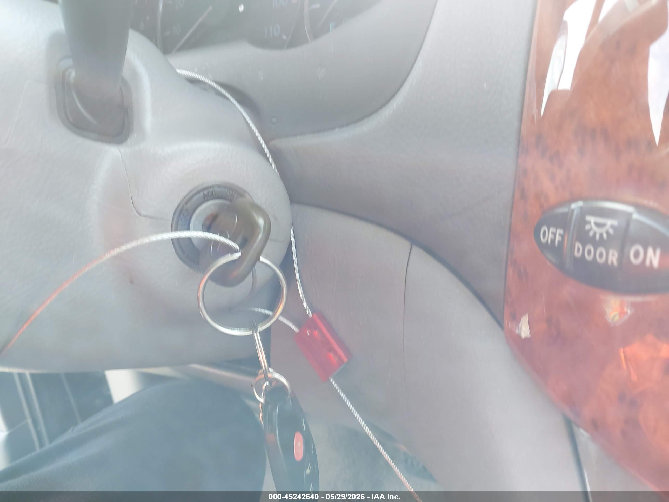 2009 Toyota Sienna Xle Синий vin: 5TDZK22C19S262317