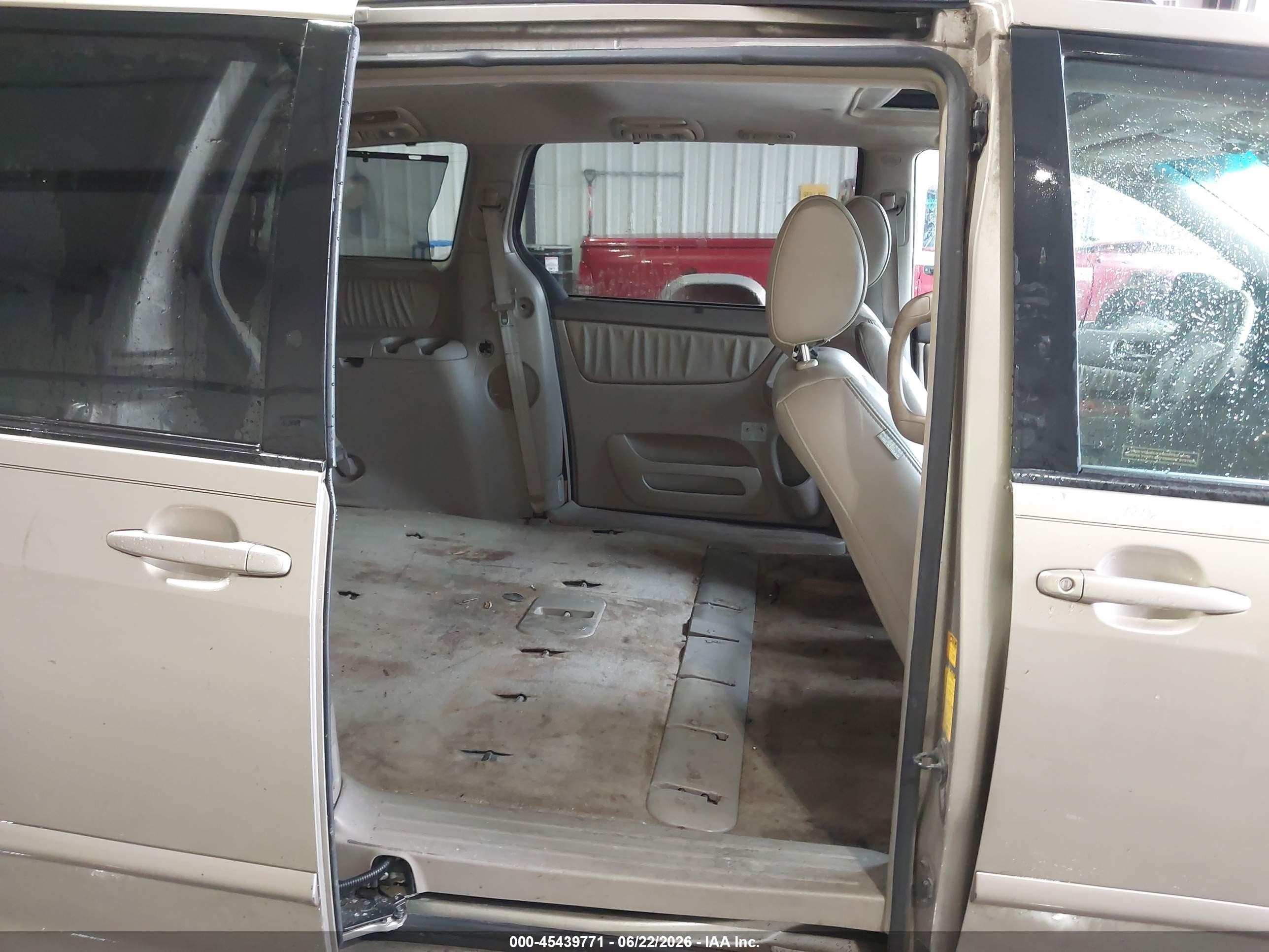 2009 Toyota Sienna Xle Champagne vin: 5TDZK22C19S278193