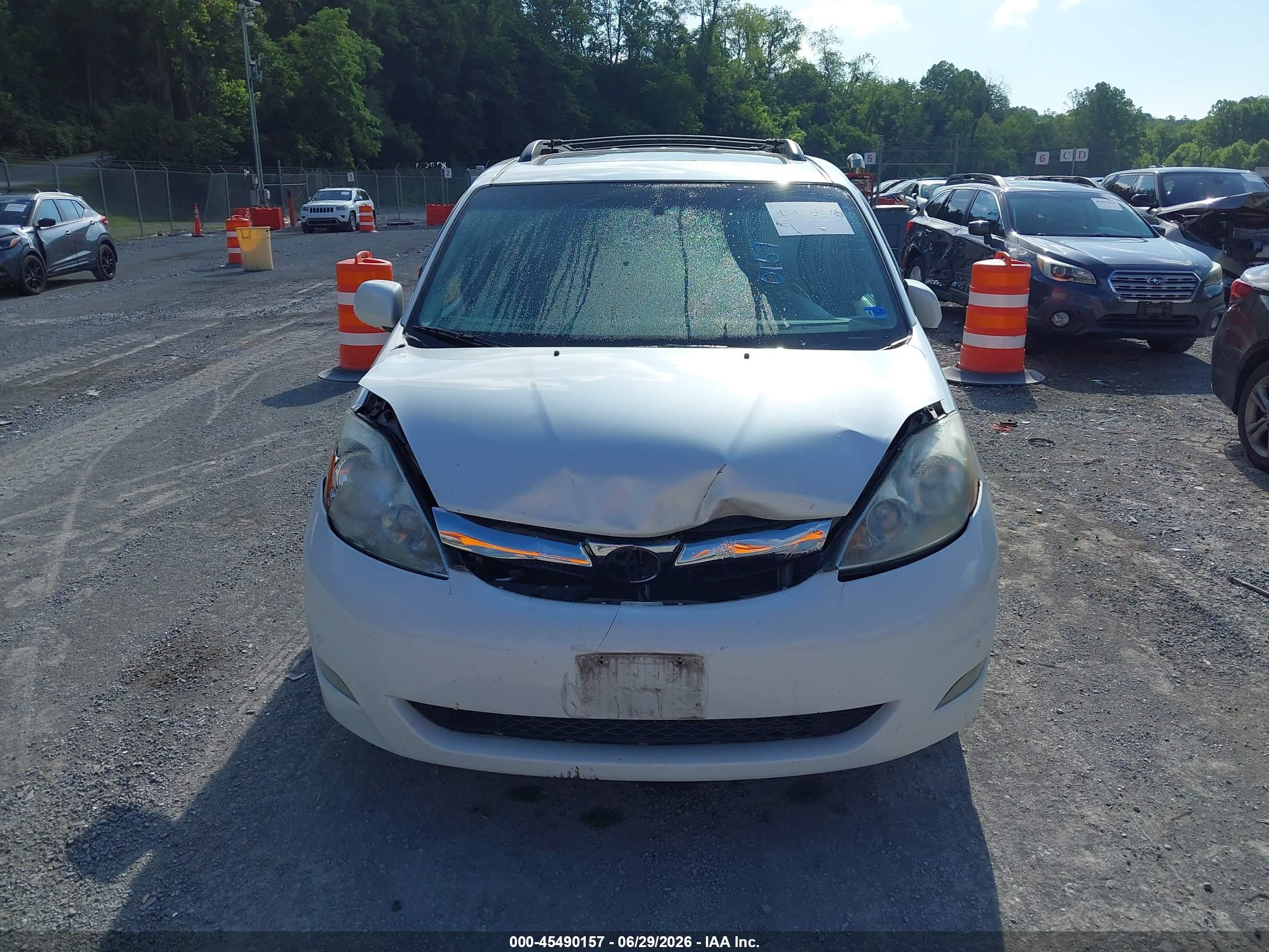 2007 Toyota Sienna Xle Limited White vin: 5TDZK22C27S016275