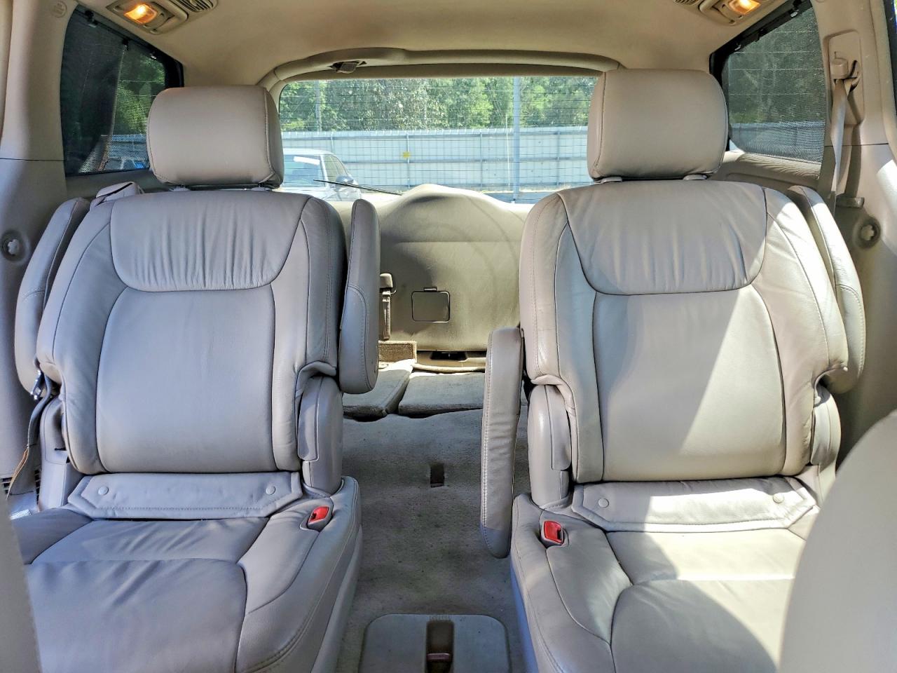 2008 Toyota Sienna Xle Red vin: 5TDZK22C28S143187