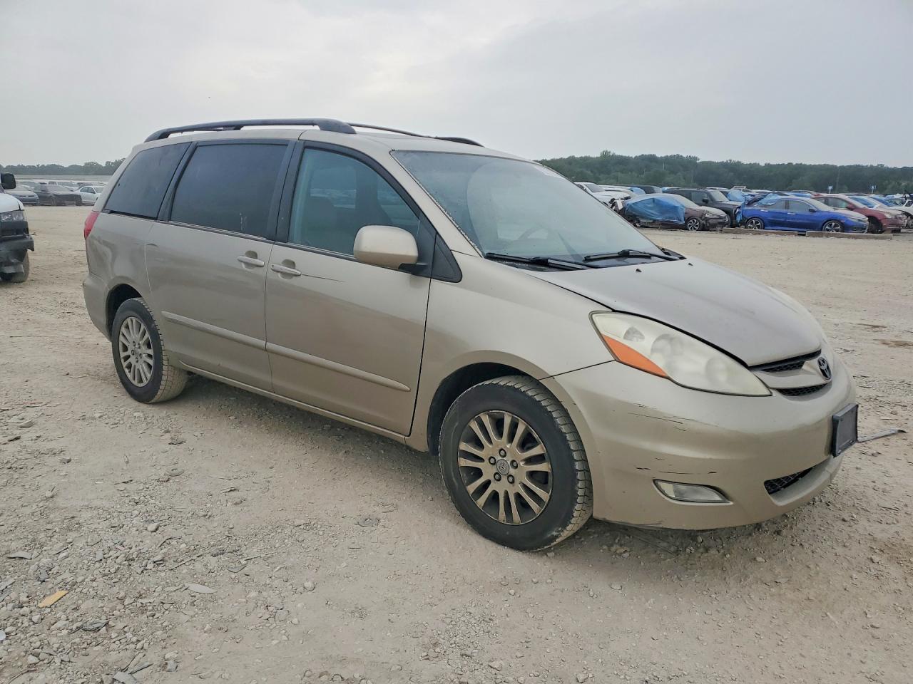 2008 Toyota Sienna Xle Желто-коричневый vin: 5TDZK22C28S178652