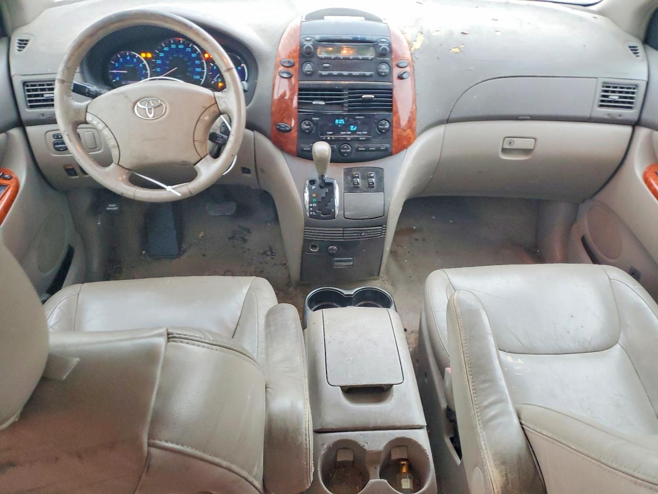 2008 Toyota Sienna Xle Желто-коричневый vin: 5TDZK22C28S178652