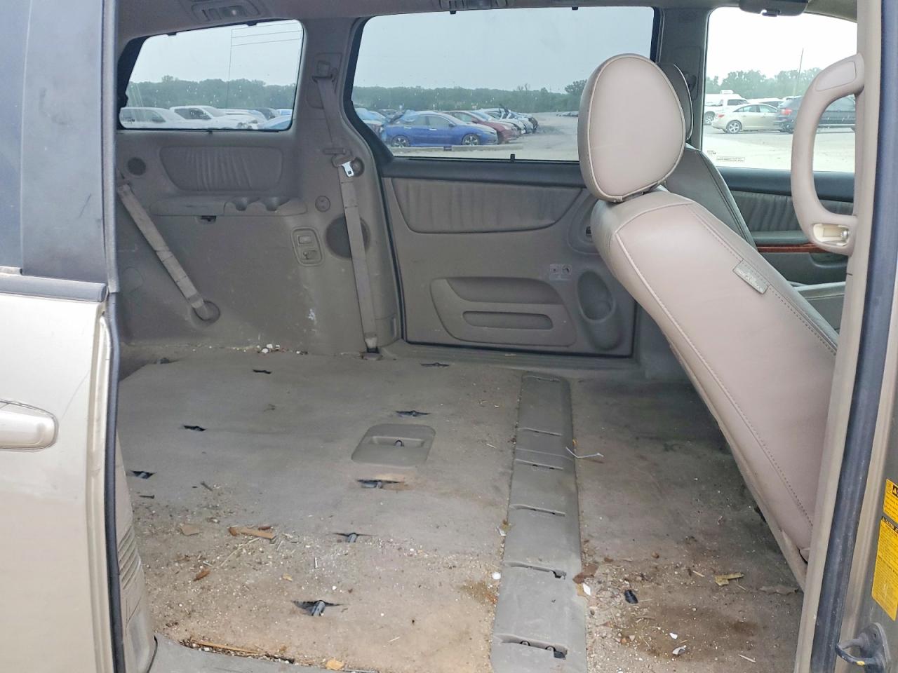 2008 Toyota Sienna Xle Желто-коричневый vin: 5TDZK22C28S178652