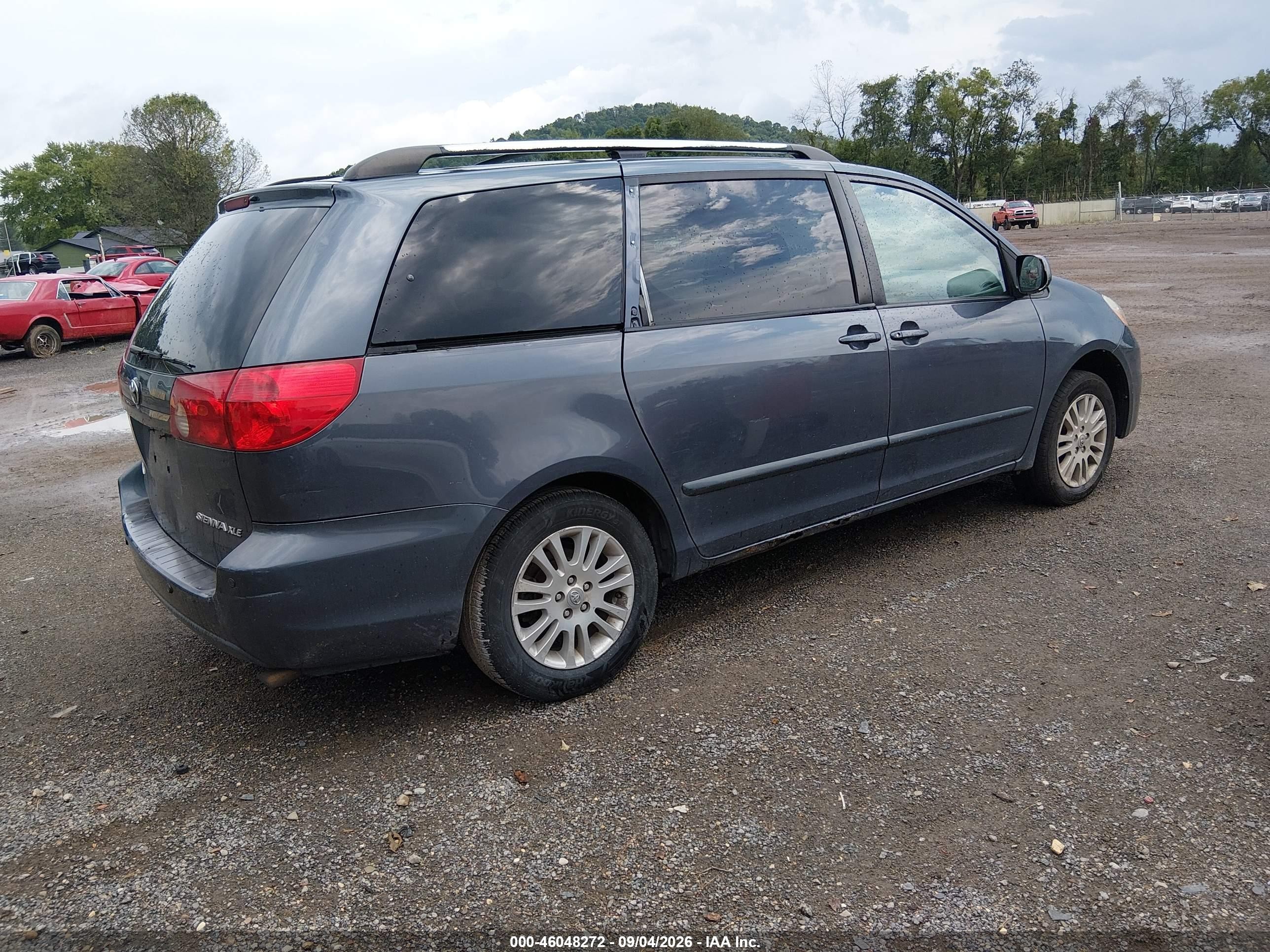 2008 Toyota Sienna Xle Blue vin: 5TDZK22C28S189506