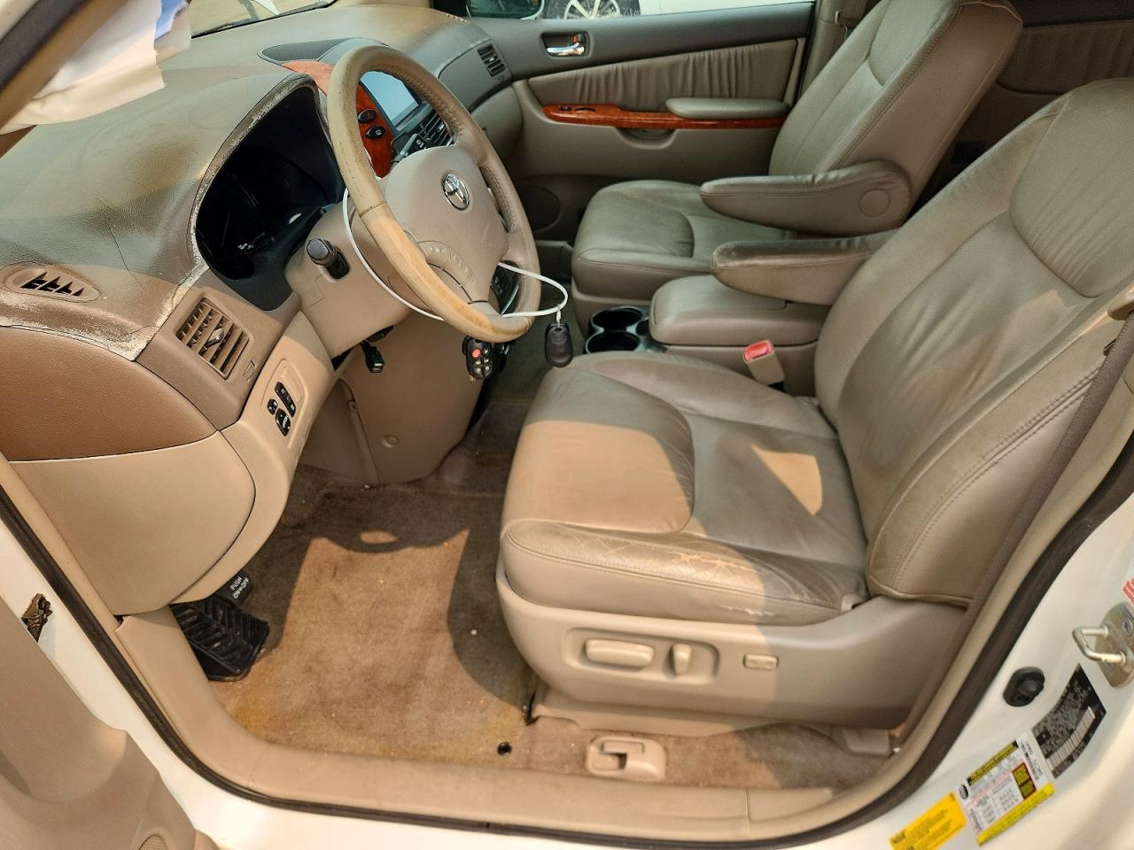 2008 Toyota Sienna Xle White vin: 5TDZK22C28S220351