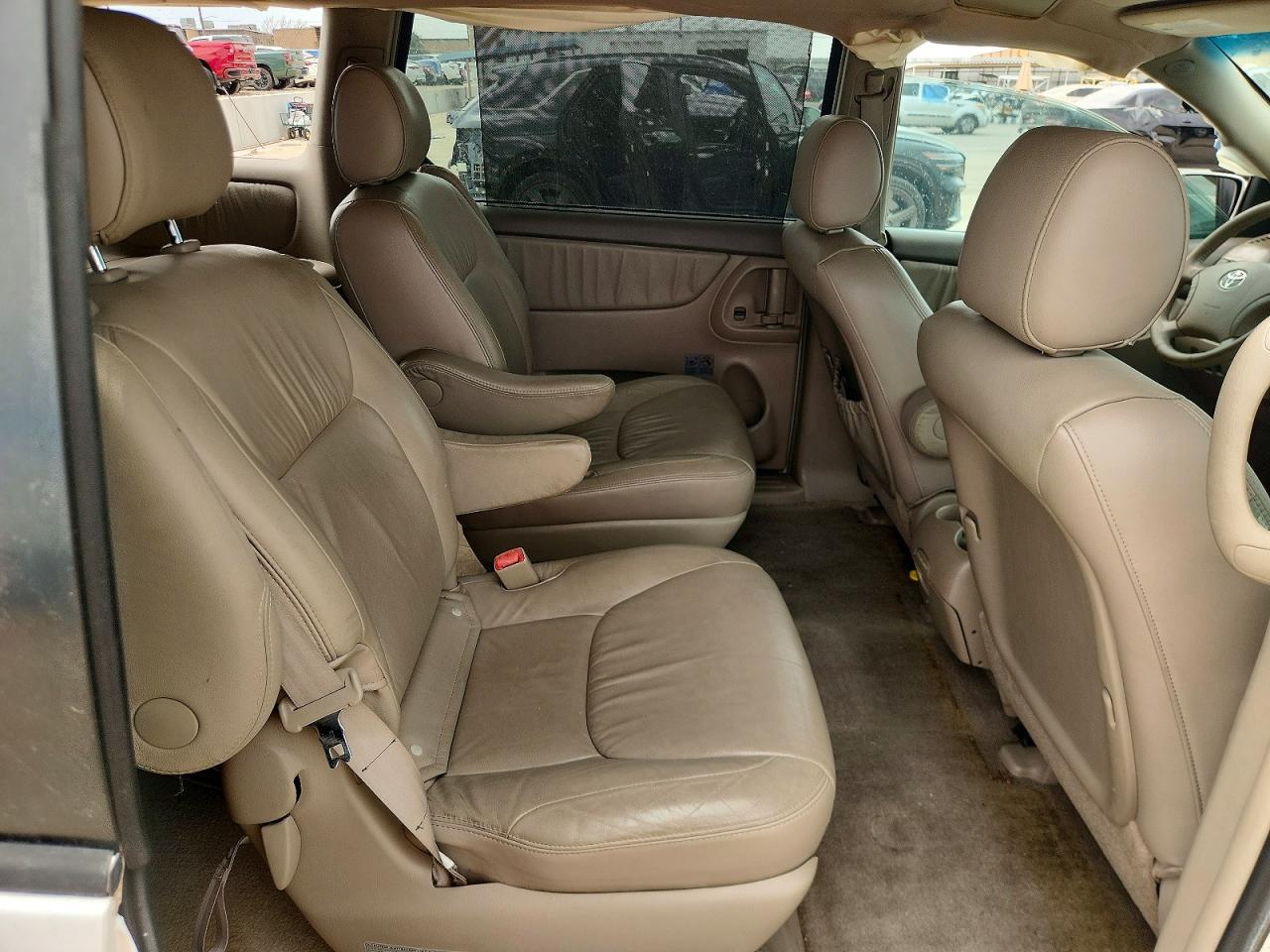 2008 Toyota Sienna Xle White vin: 5TDZK22C28S220351