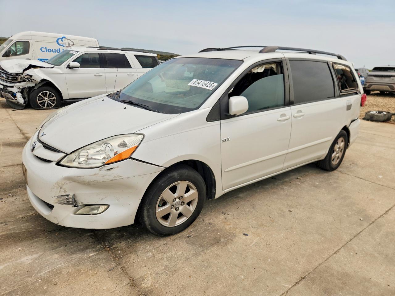 2008 Toyota Sienna Xle White vin: 5TDZK22C28S220351