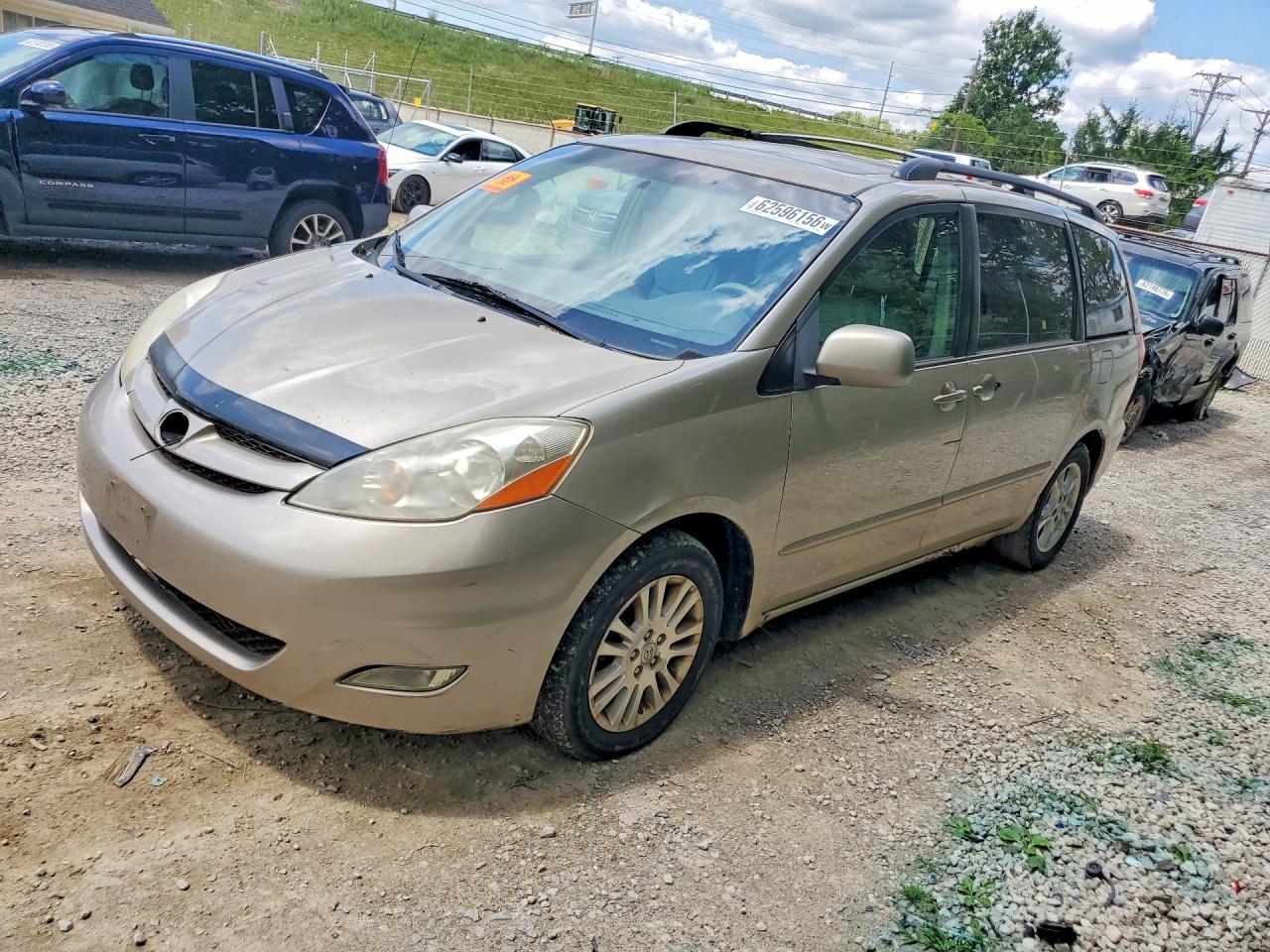2009 Toyota Sienna Xle Золотой vin: 5TDZK22C29S230041