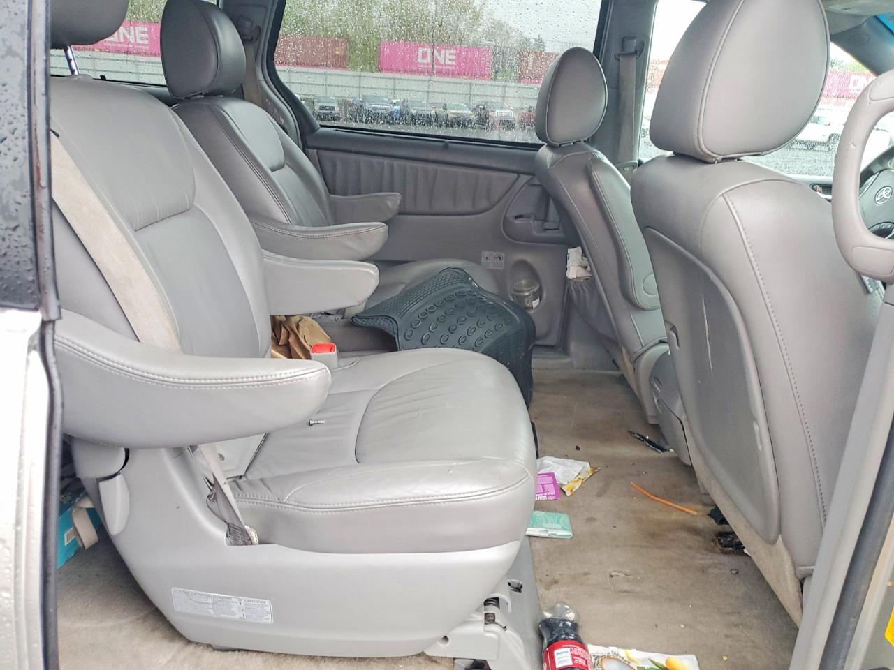 2009 Toyota Sienna Xle Silver vin: 5TDZK22C29S265470