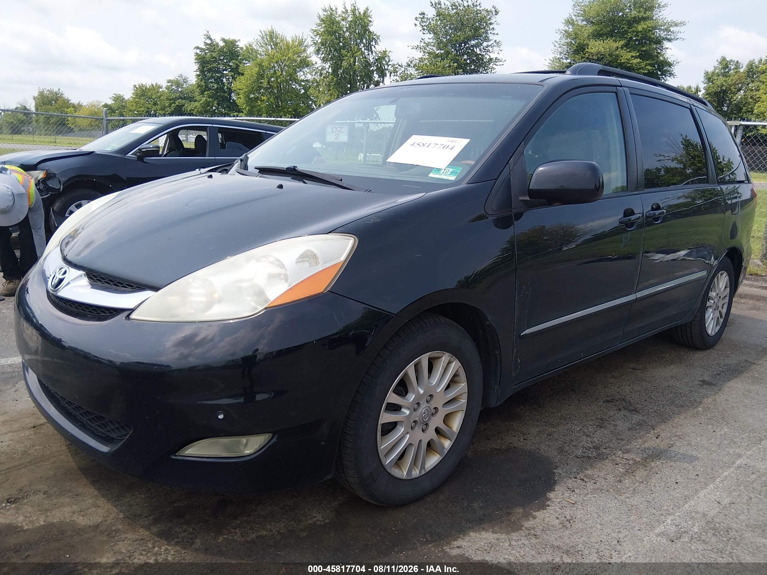 2009 Toyota Sienna Limited Черный vin: 5TDZK22C29S266392