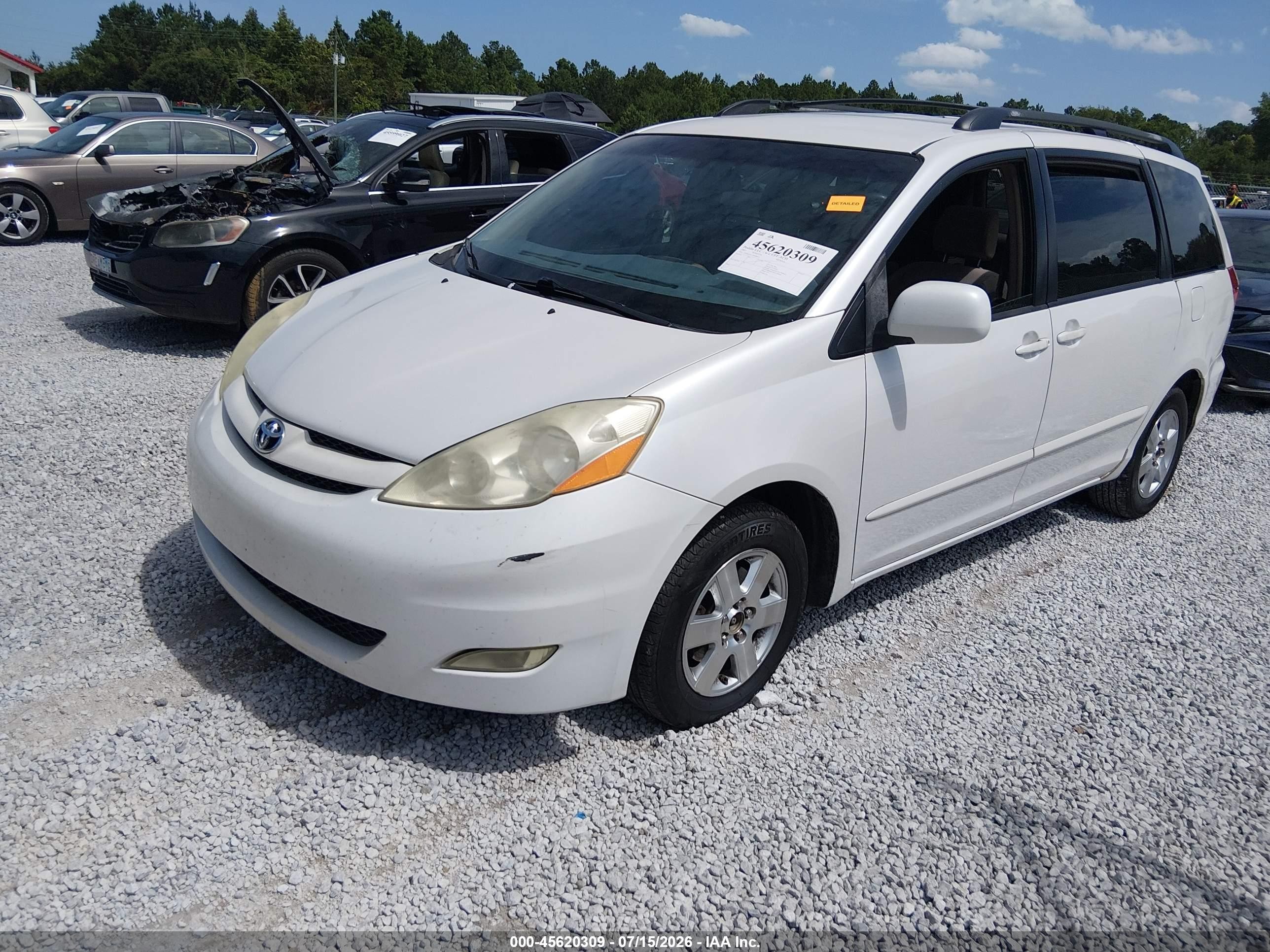 2007 Toyota Sienna Xle White vin: 5TDZK22C37S018410
