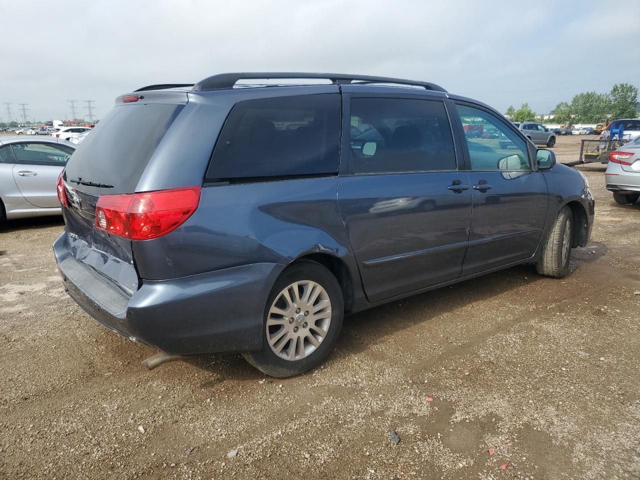 2007 Toyota Sienna Xle 7-passenger Серый vin: 5TDZK22C37S029357