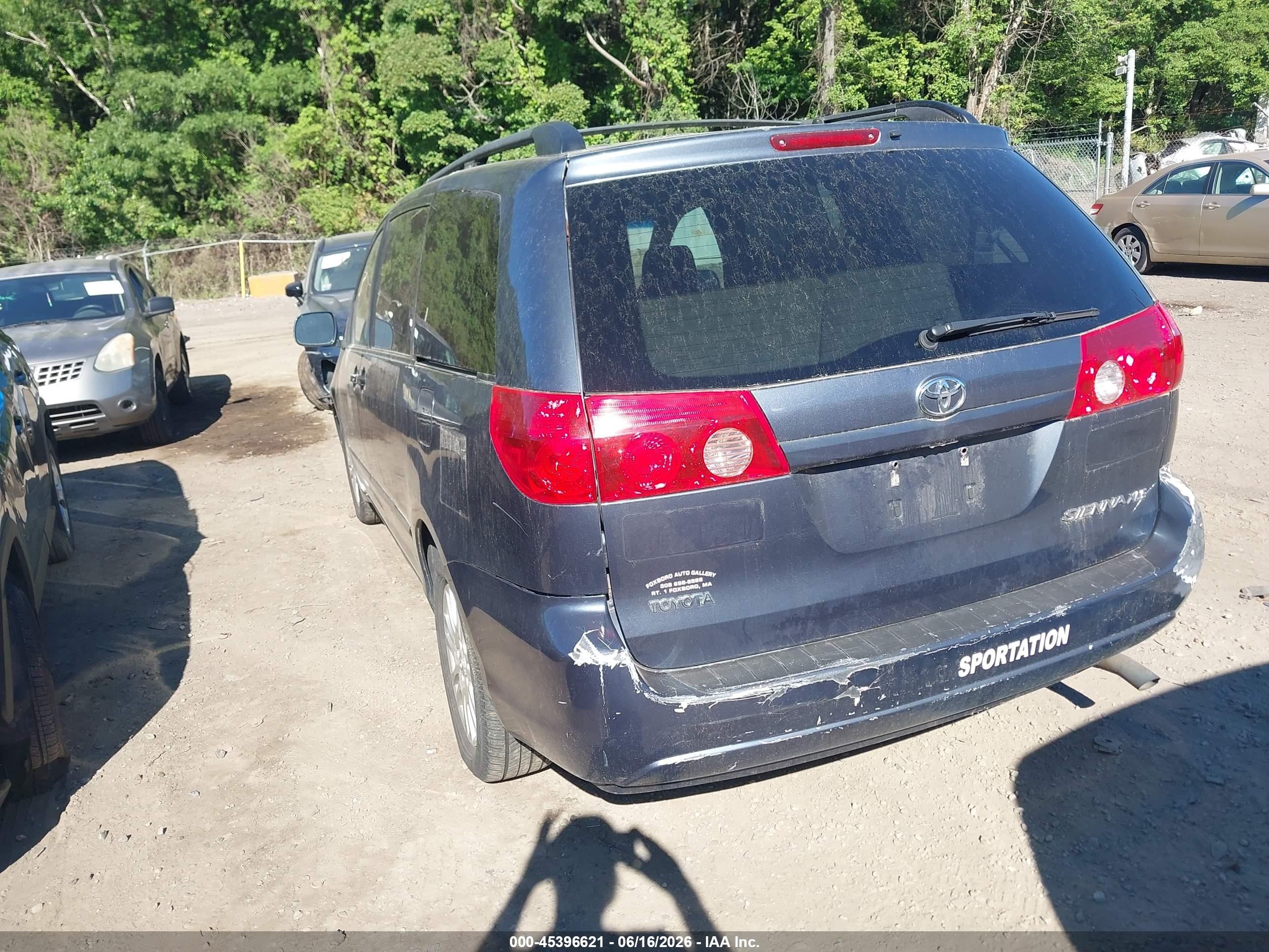 2007 Toyota Sienna Xle Light Blue vin: 5TDZK22C37S092118