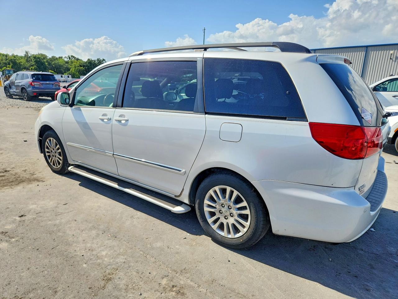 2007 Toyota Sienna Xle Limited 7-passenger White vin: 5TDZK22C37S095150