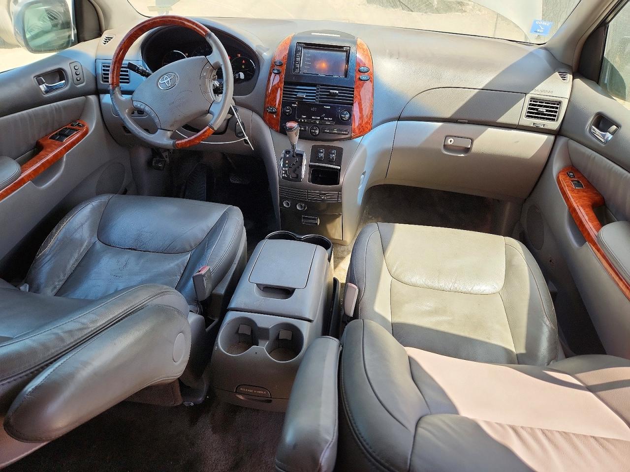 2008 Toyota Sienna Xle Limited Gray vin: 5TDZK22C38S138807