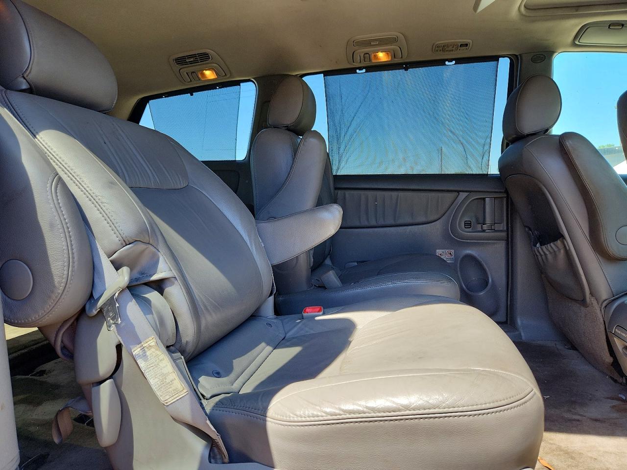 2008 Toyota Sienna Xle Limited Gray vin: 5TDZK22C38S138807