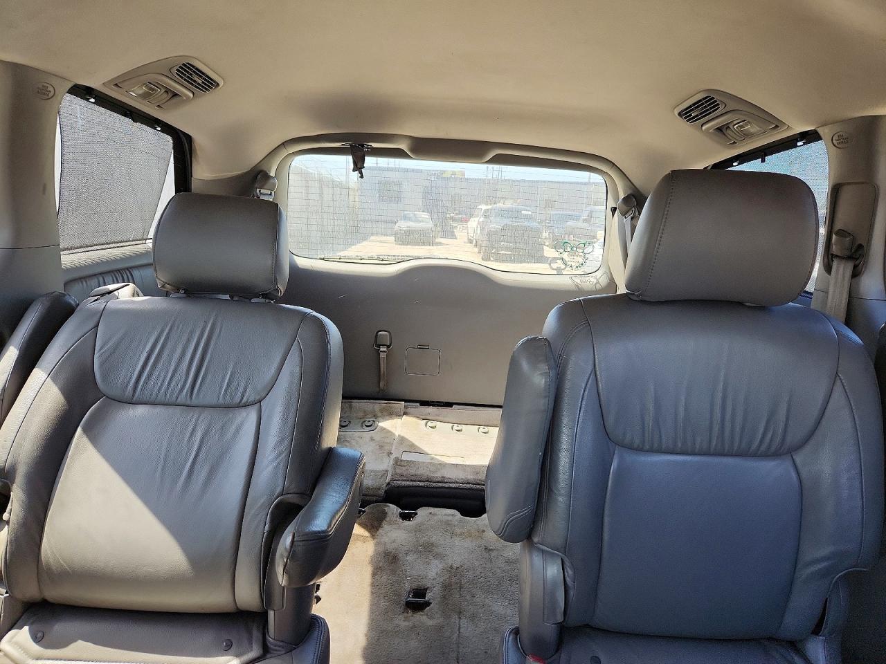 2008 Toyota Sienna Xle Limited Gray vin: 5TDZK22C38S138807