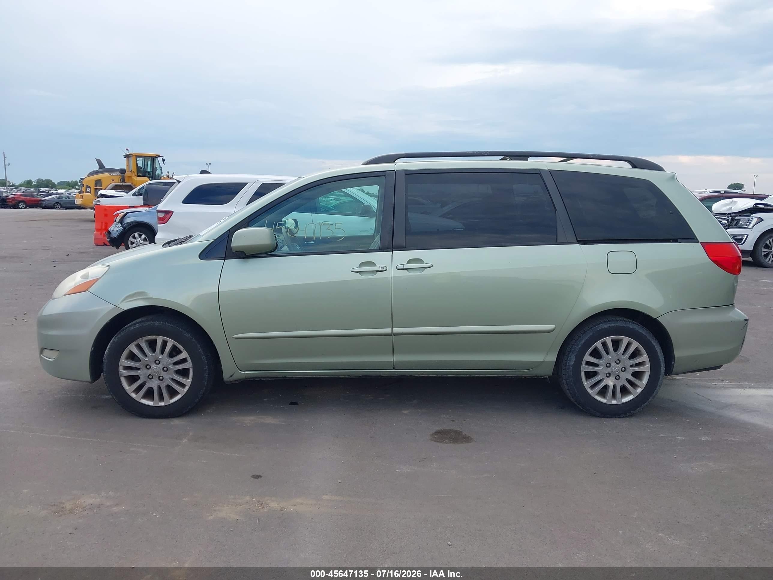 2008 Toyota Sienna Xle Зеленый vin: 5TDZK22C38S187005