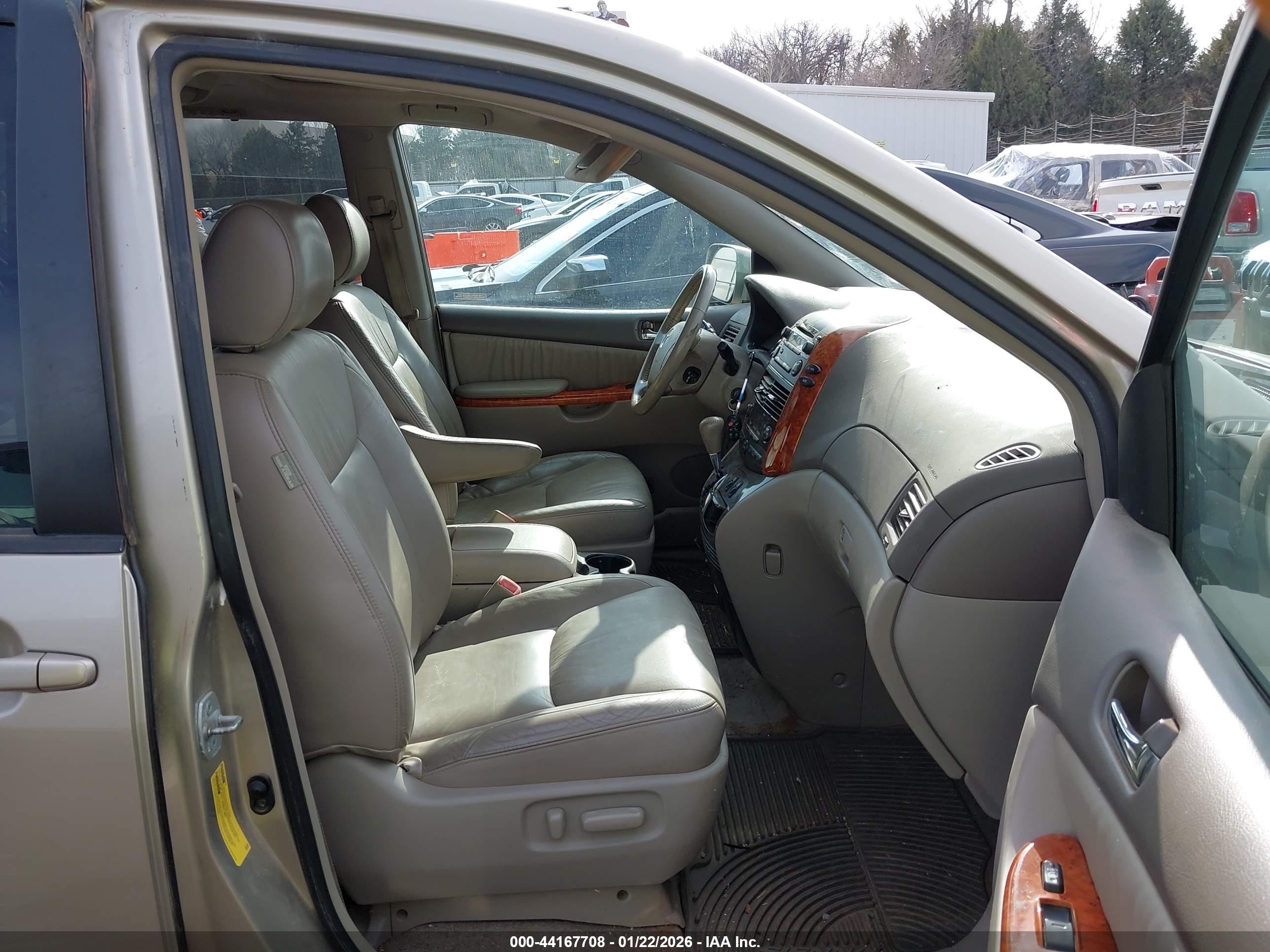 2008 Toyota Sienna Xle Желто-коричневый vin: 5TDZK22C38S199378