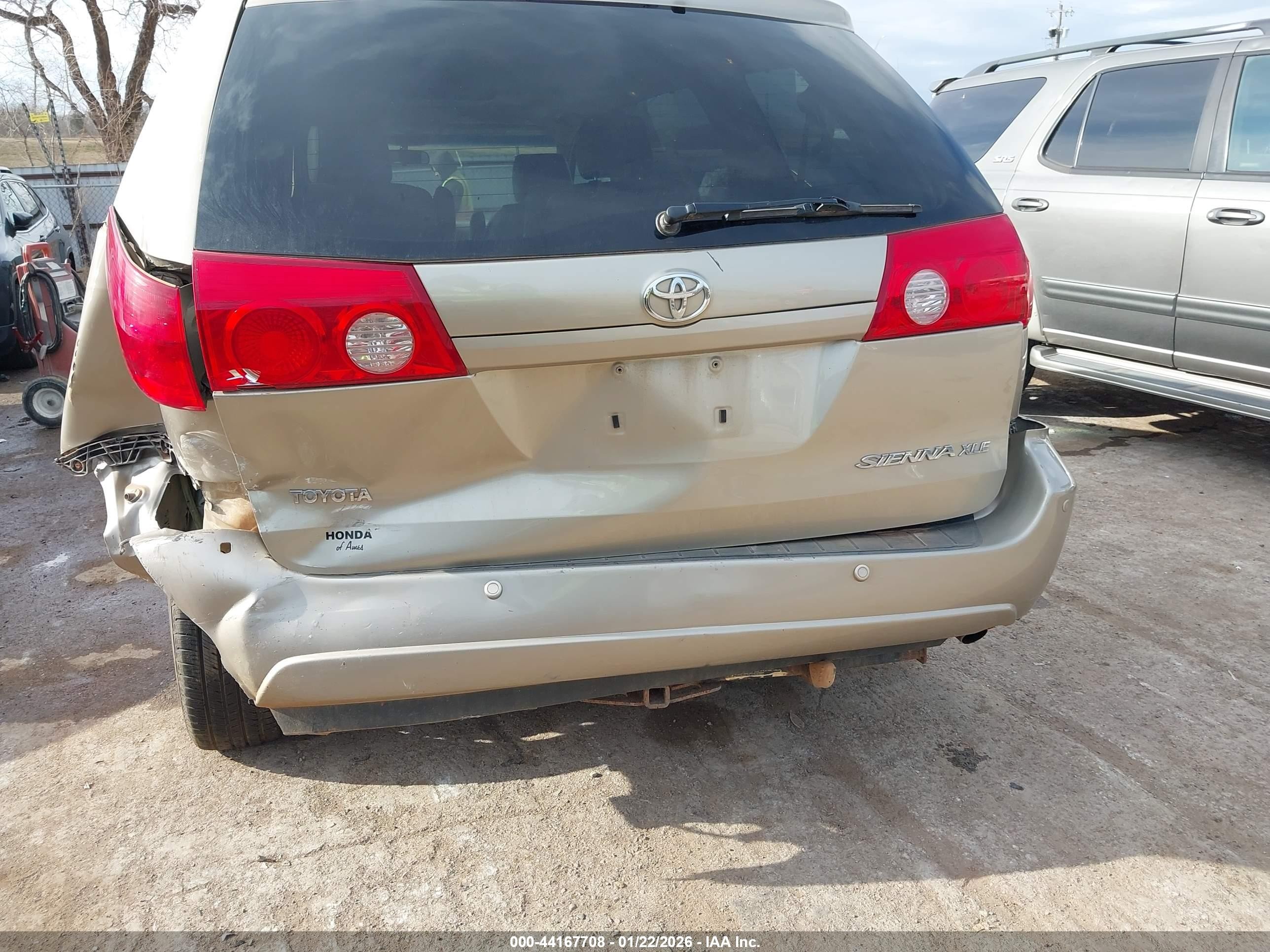 2008 Toyota Sienna Xle Желто-коричневый vin: 5TDZK22C38S199378