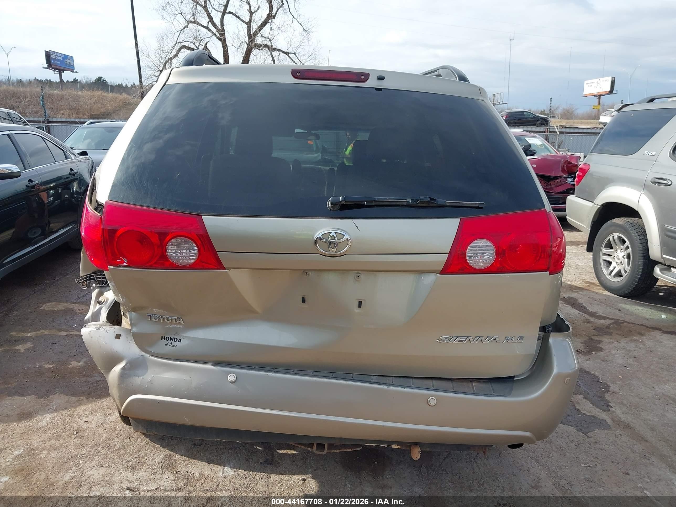 2008 Toyota Sienna Xle Желто-коричневый vin: 5TDZK22C38S199378