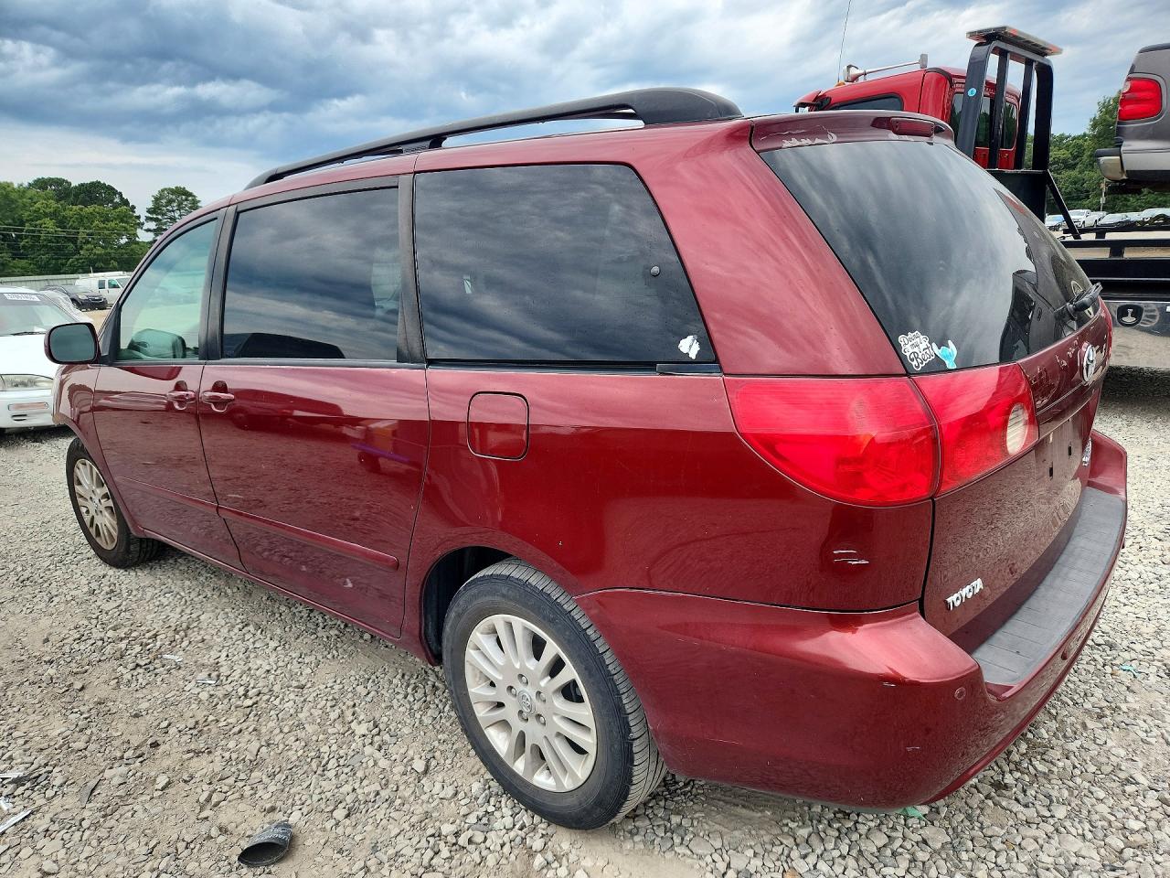 2008 Toyota Sienna Xle Maroon vin: 5TDZK22C38S224988