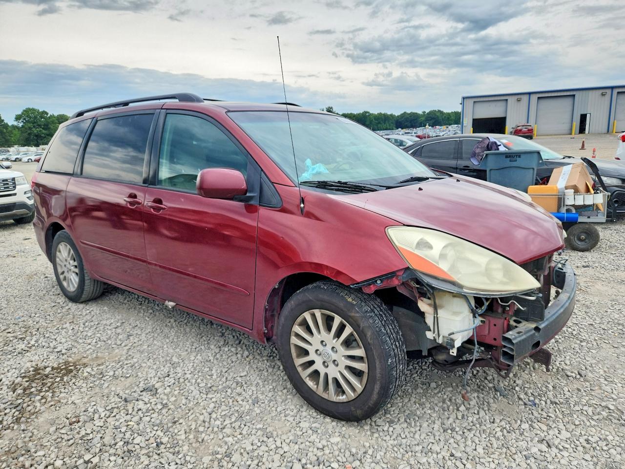 2008 Toyota Sienna Xle Maroon vin: 5TDZK22C38S224988