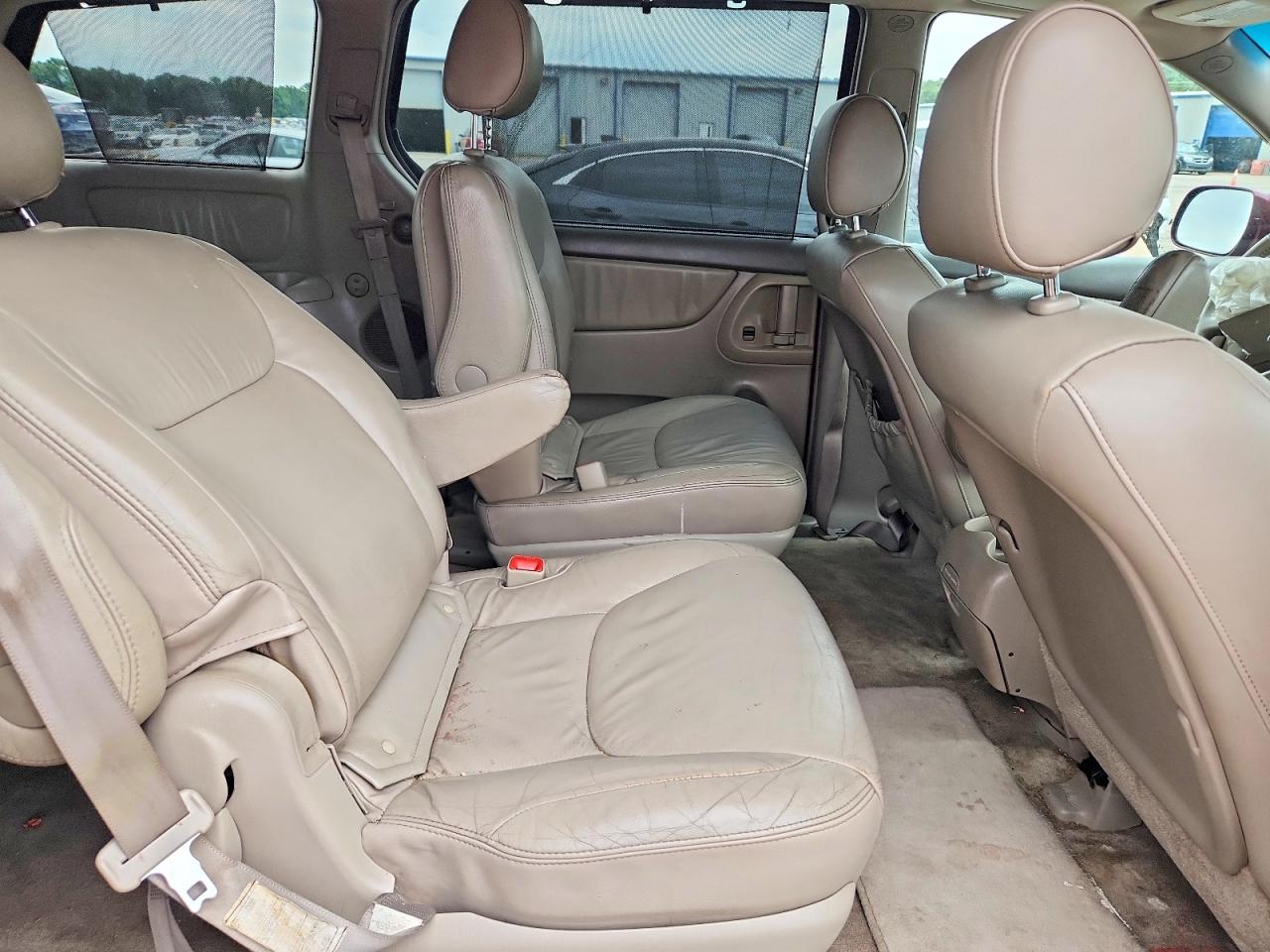 2008 Toyota Sienna Xle Maroon vin: 5TDZK22C38S224988
