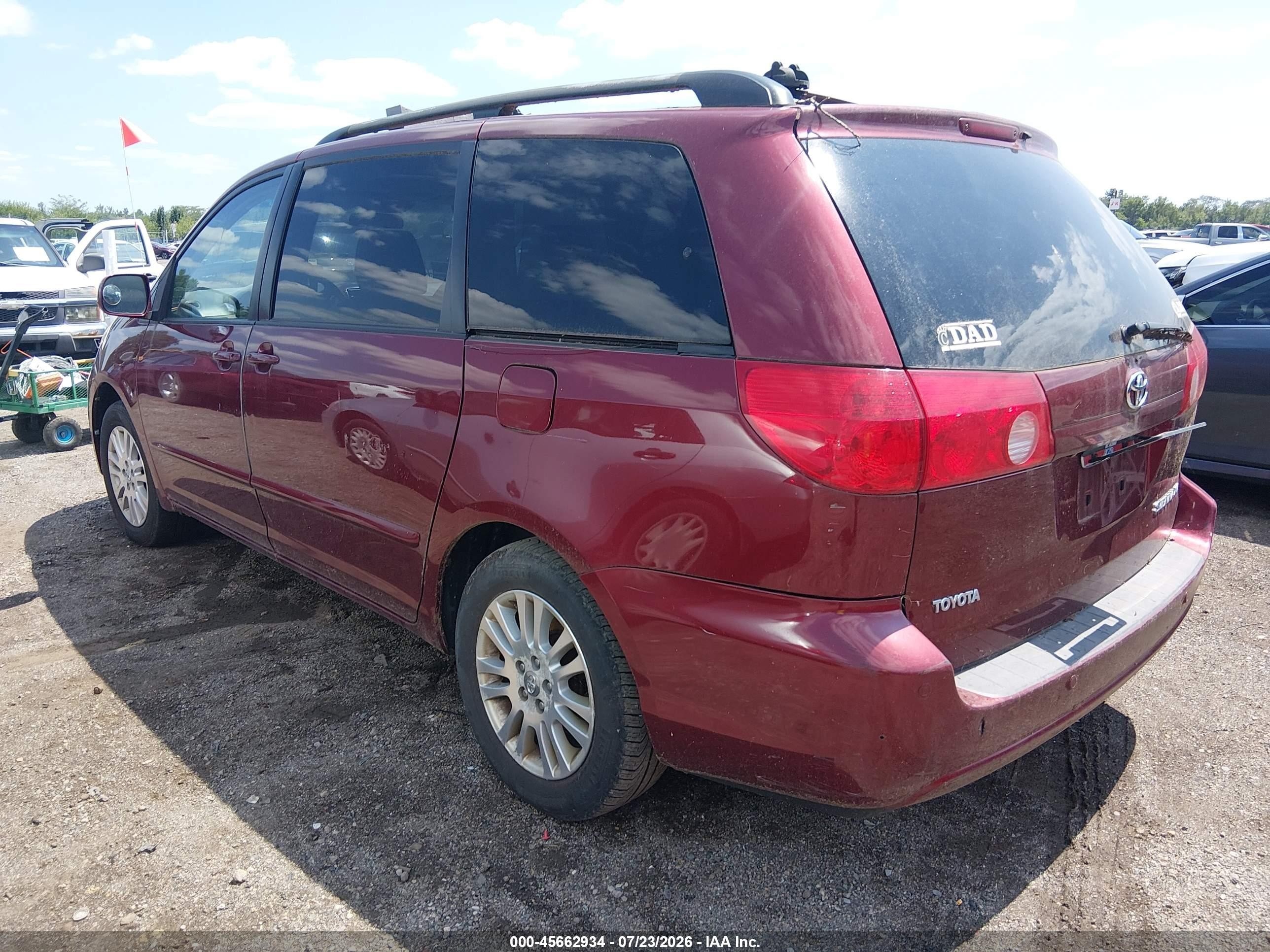 2009 Toyota Sienna Xle Red vin: 5TDZK22C39S241386