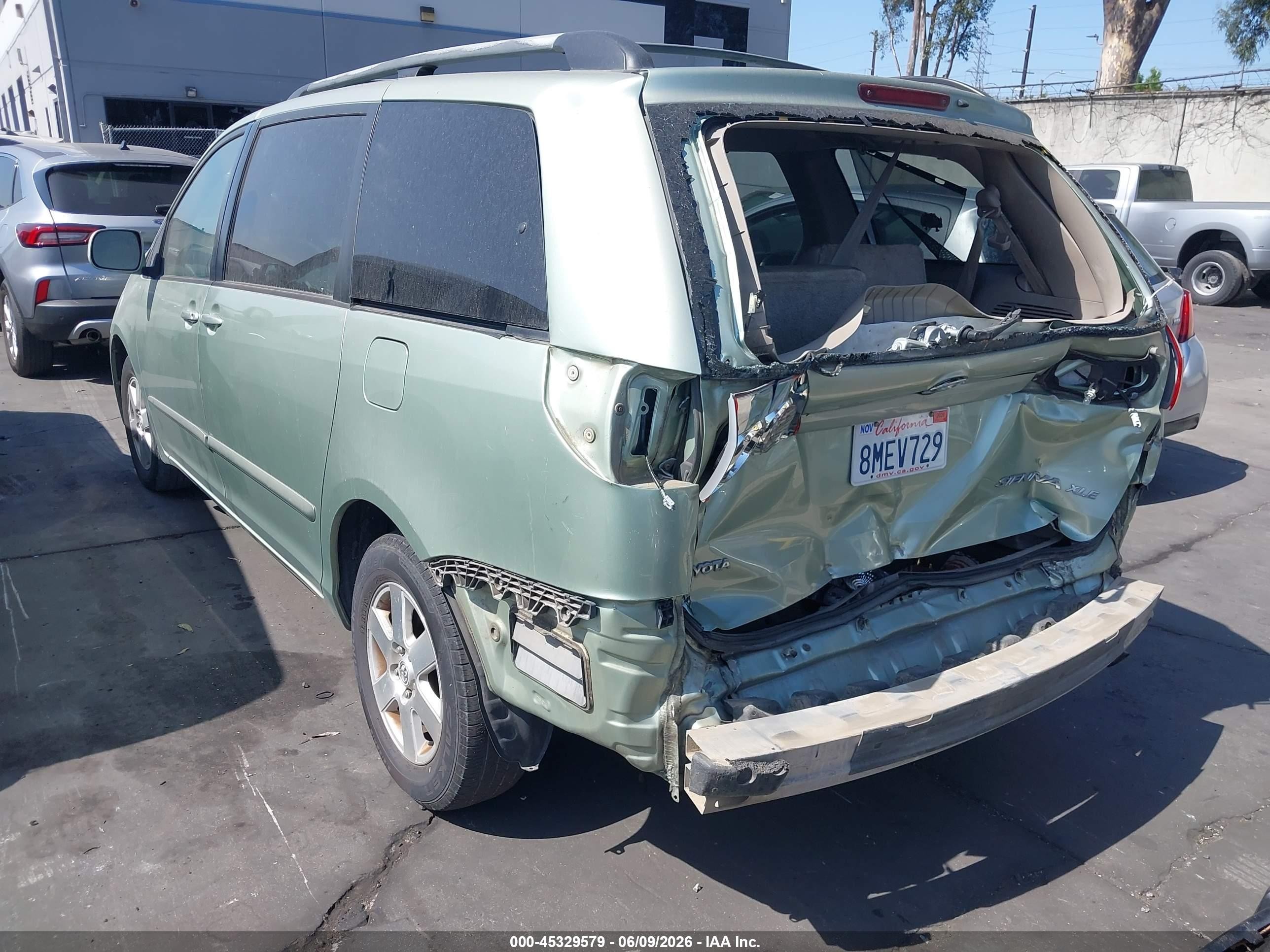 2009 Toyota Sienna Xle Green vin: 5TDZK22C39S241517