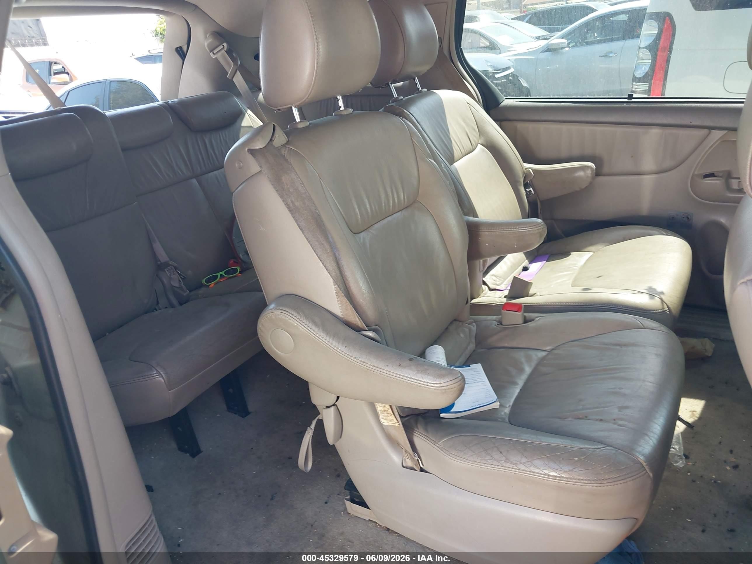 2009 Toyota Sienna Xle Green vin: 5TDZK22C39S241517