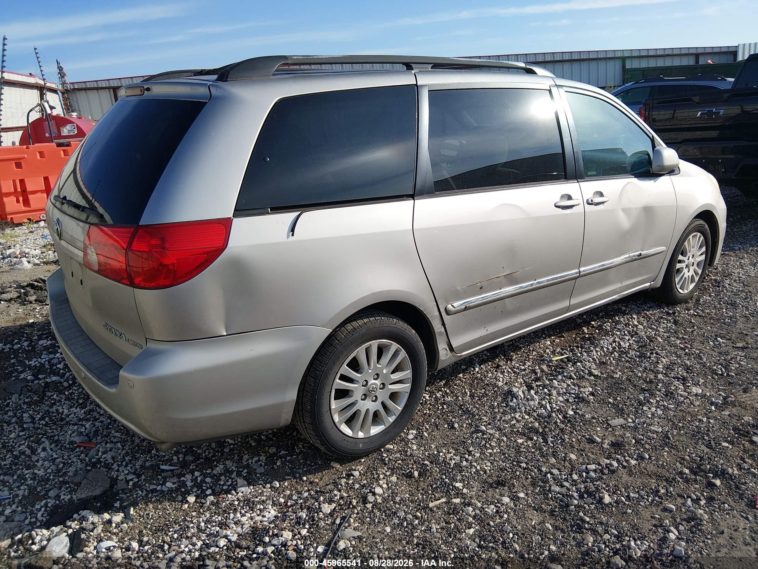 2009 Toyota Sienna Limited Silver vin: 5TDZK22C39S264974