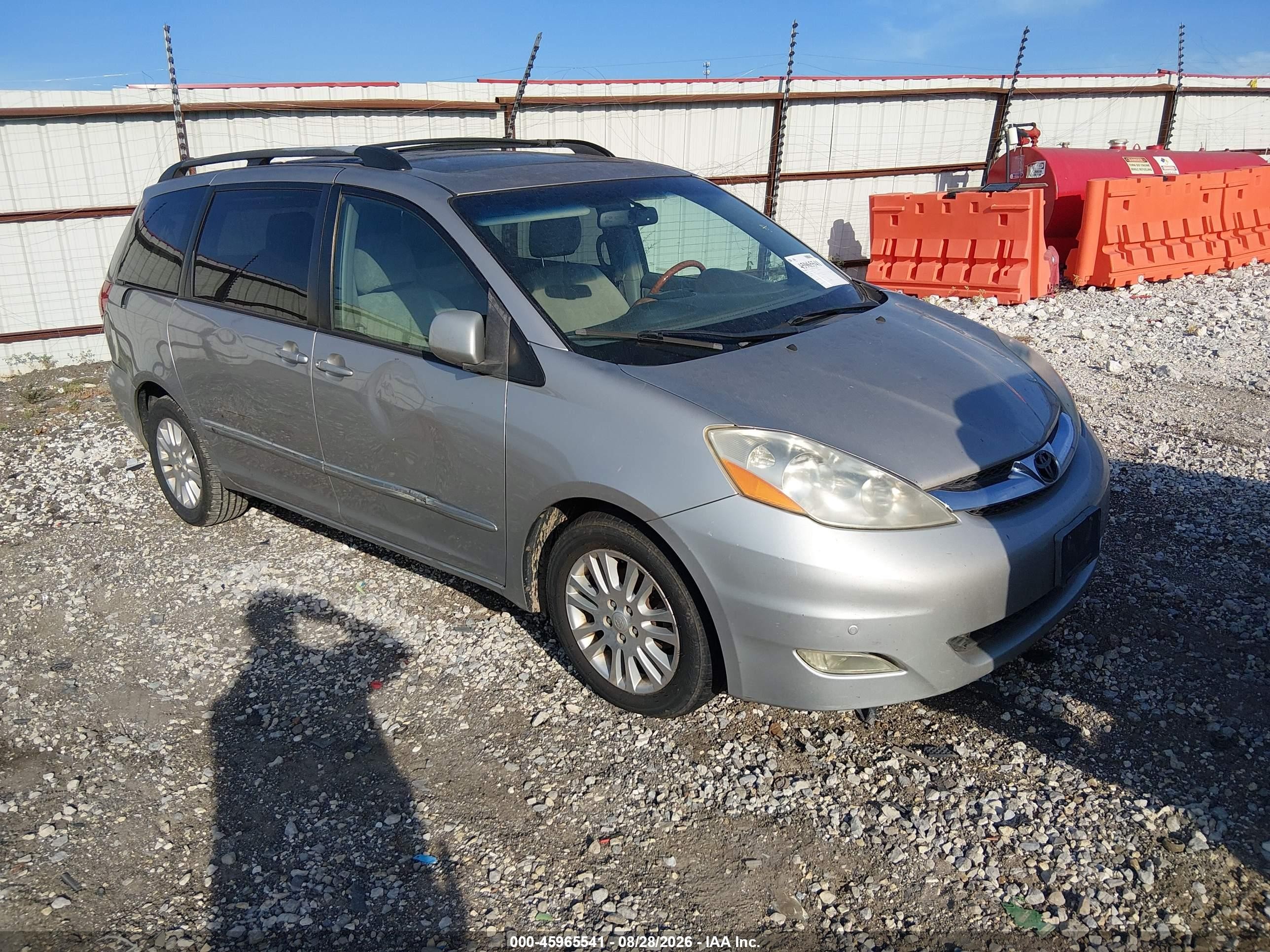 2009 Toyota Sienna Limited Silver vin: 5TDZK22C39S264974