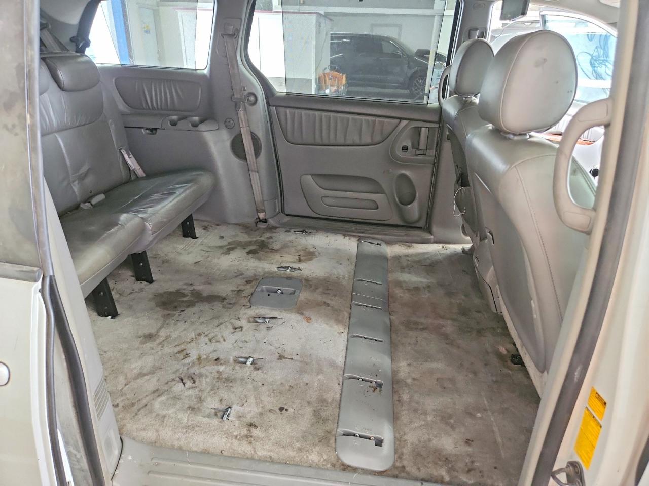 2008 Toyota Sienna Xle White vin: 5TDZK22C48S113995