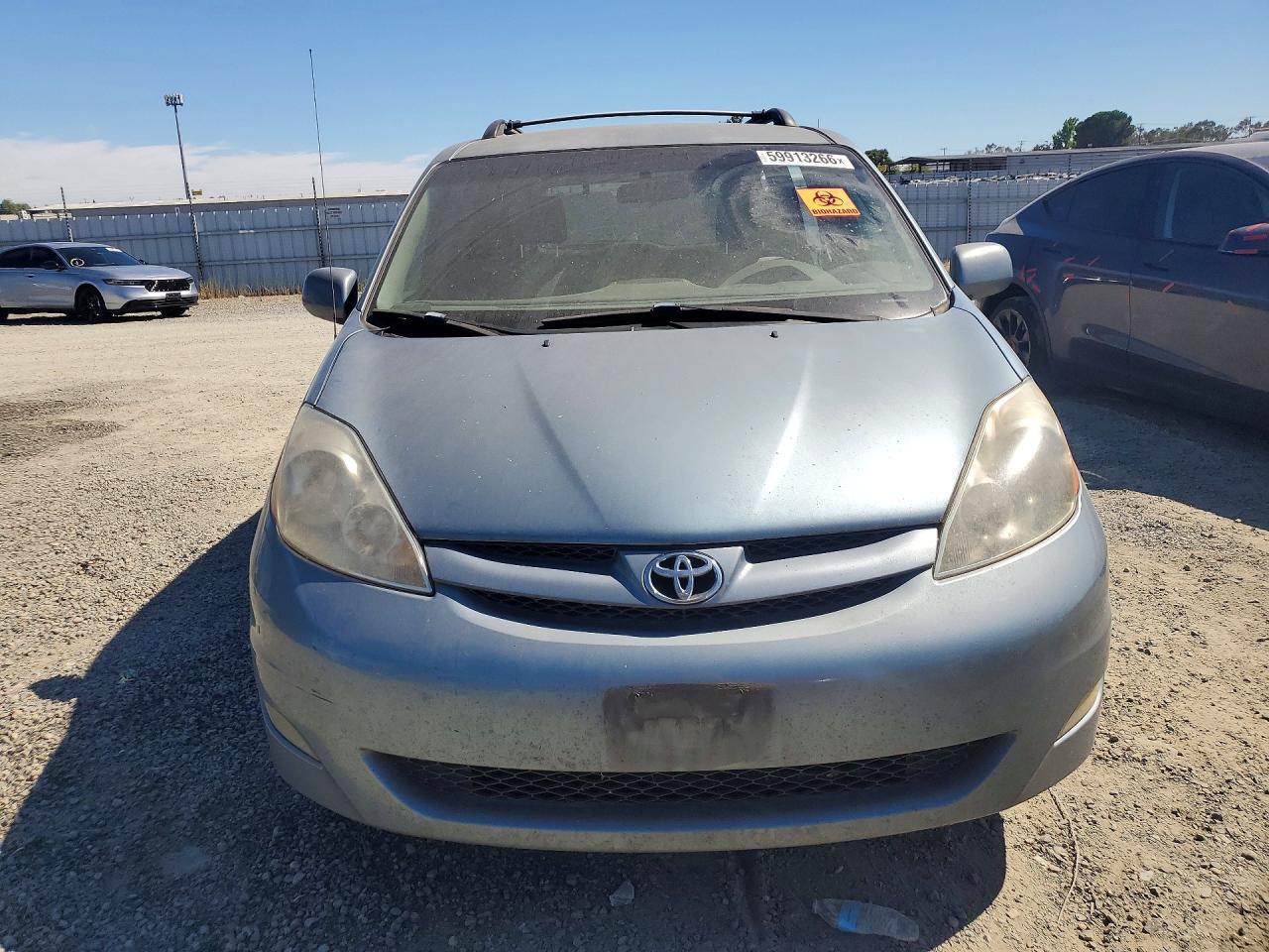 2008 Toyota Sienna Blue vin: 5TDZK22C48S152280