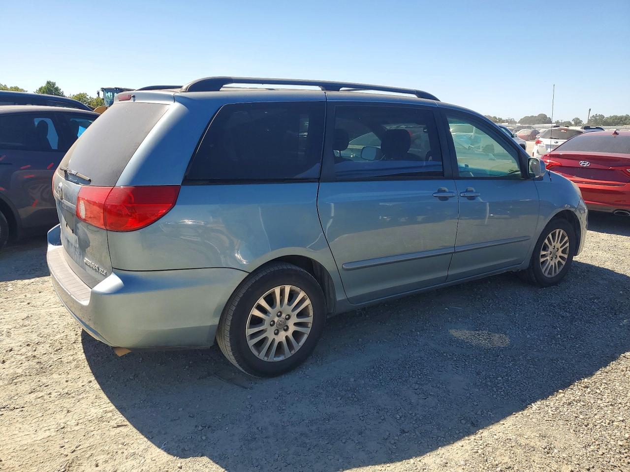 2008 Toyota Sienna Blue vin: 5TDZK22C48S152280