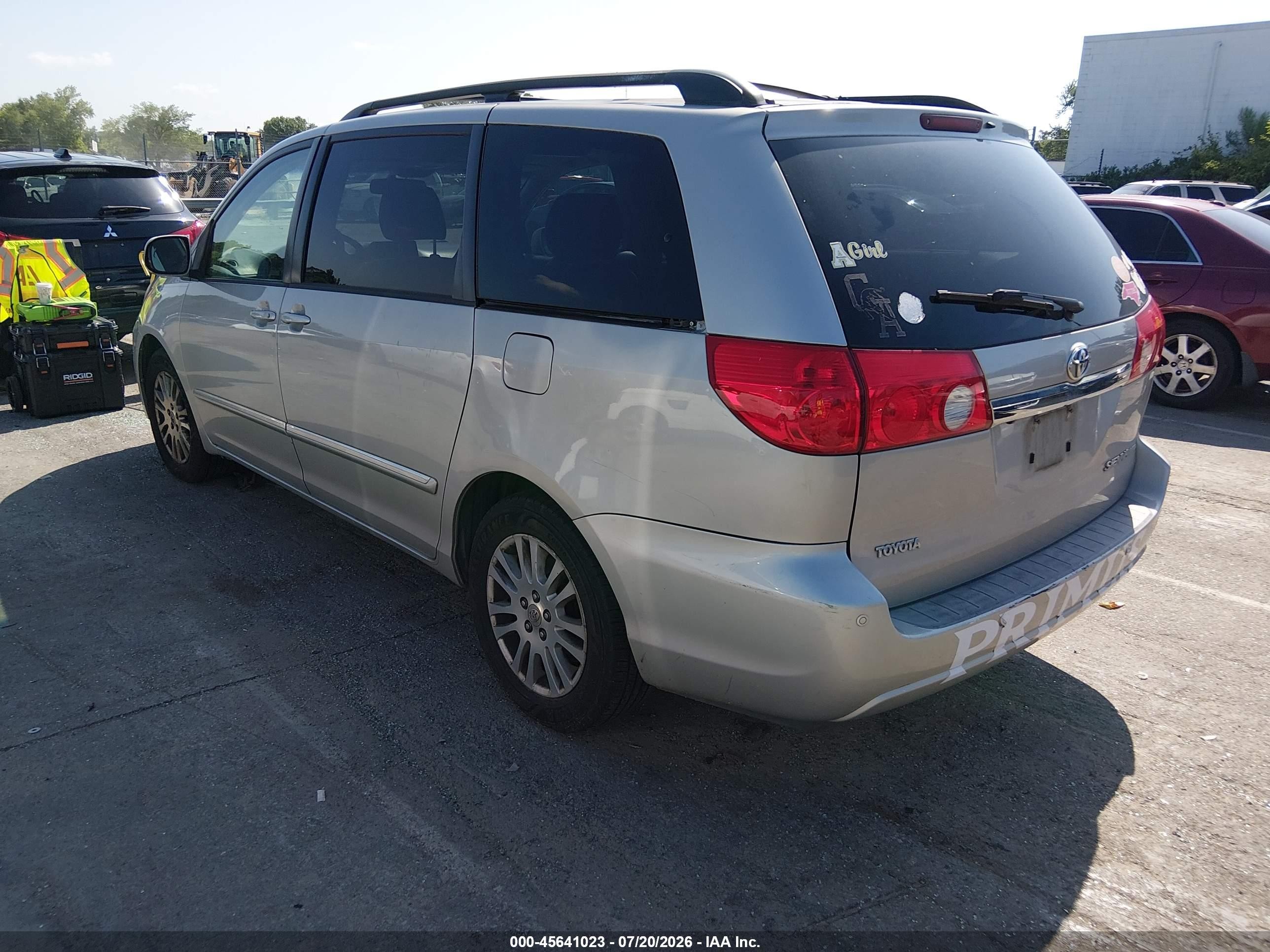 2008 Toyota Sienna Limited Серый vin: 5TDZK22C48S152375
