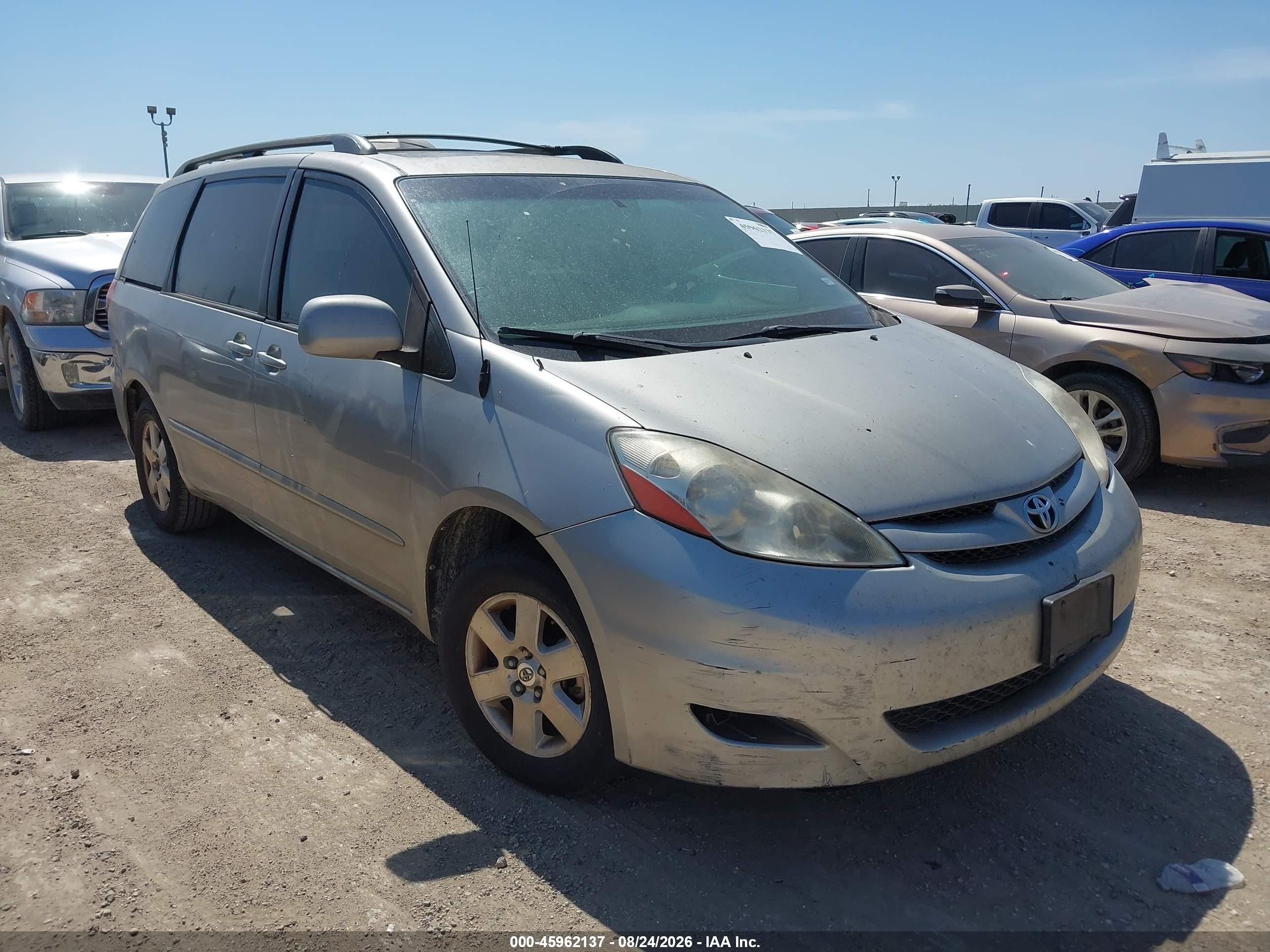 2008 Toyota Sienna Xle Silver vin: 5TDZK22C48S205253