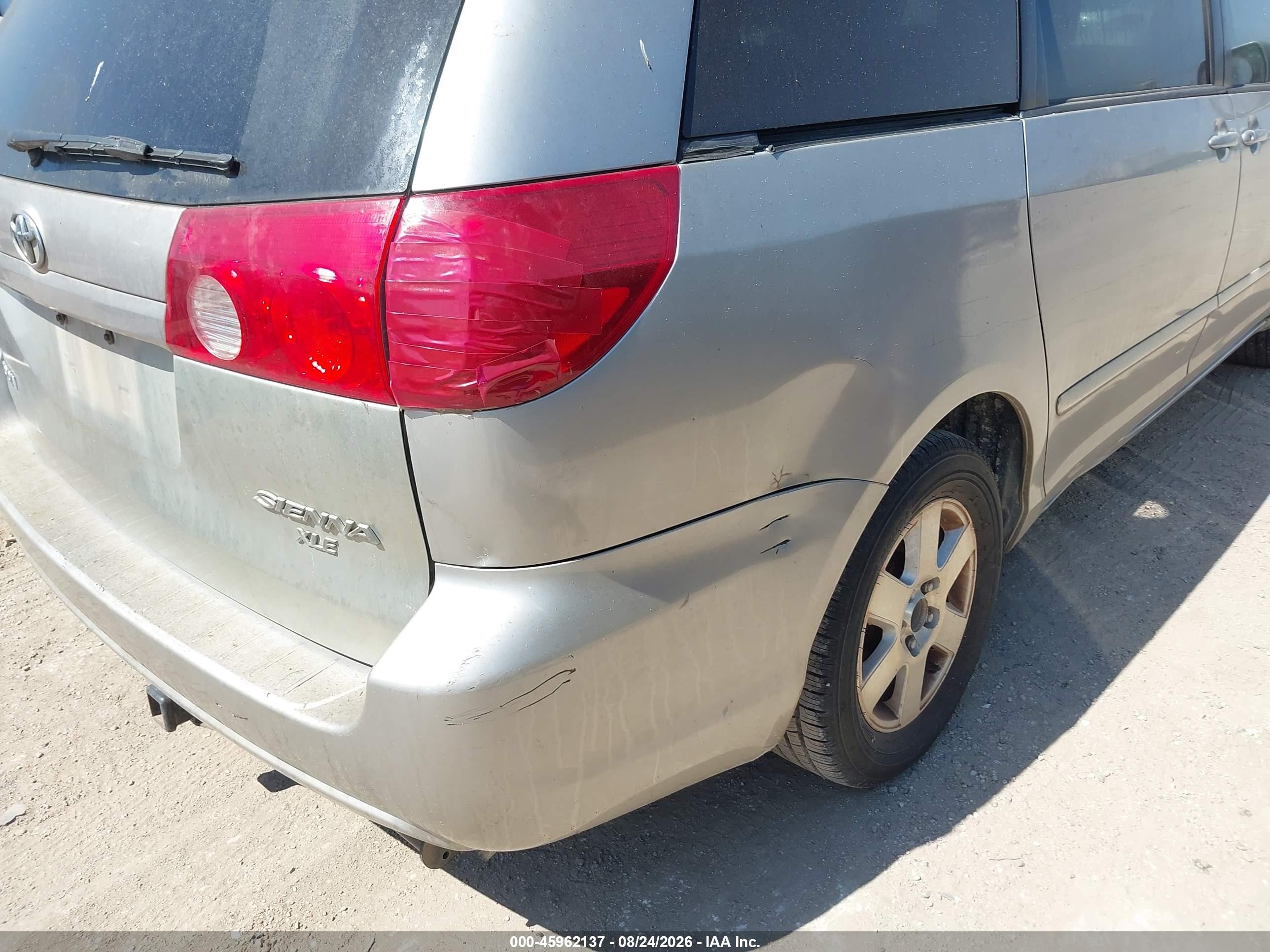 2008 Toyota Sienna Xle Silver vin: 5TDZK22C48S205253