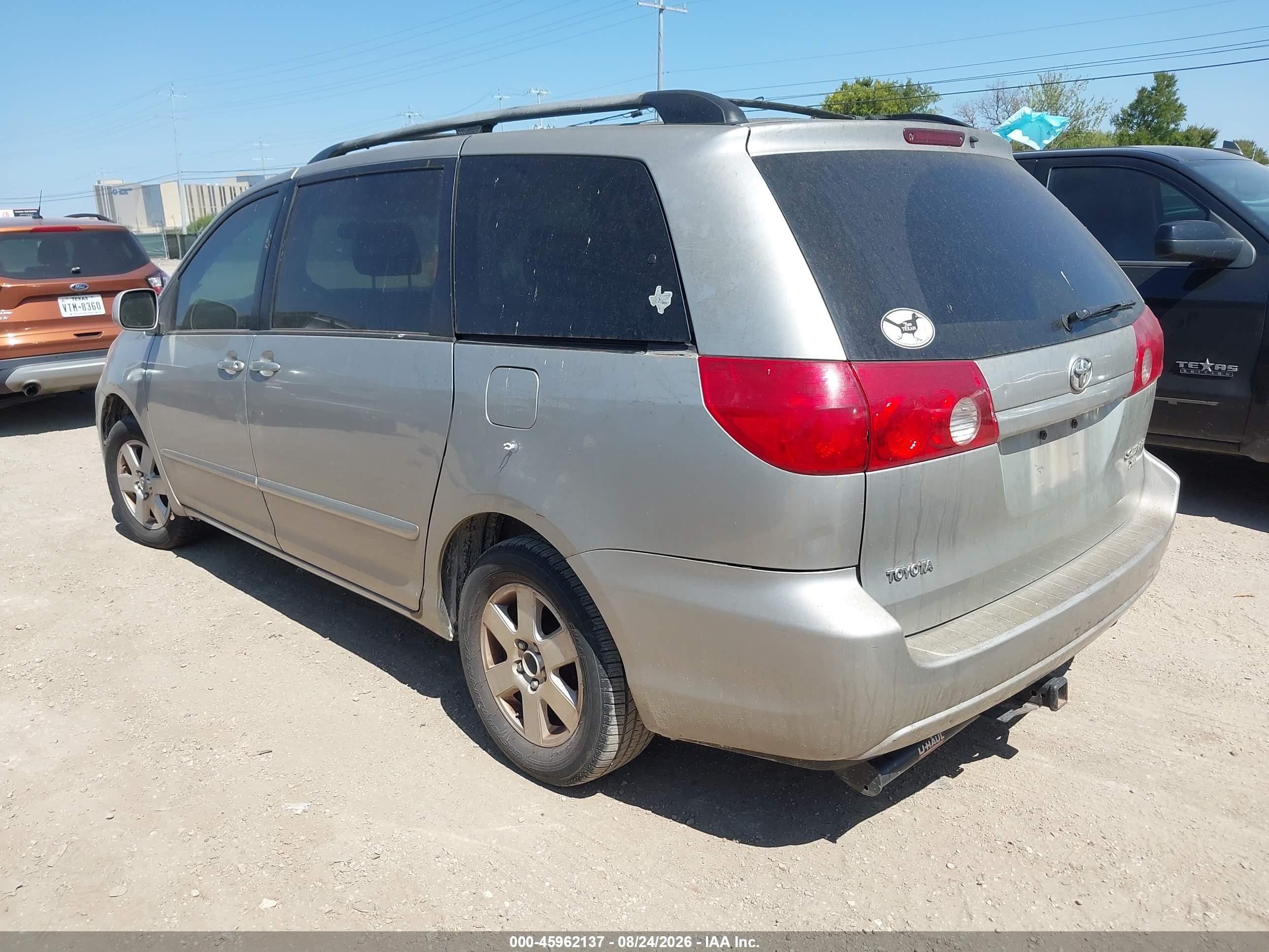 2008 Toyota Sienna Xle Silver vin: 5TDZK22C48S205253