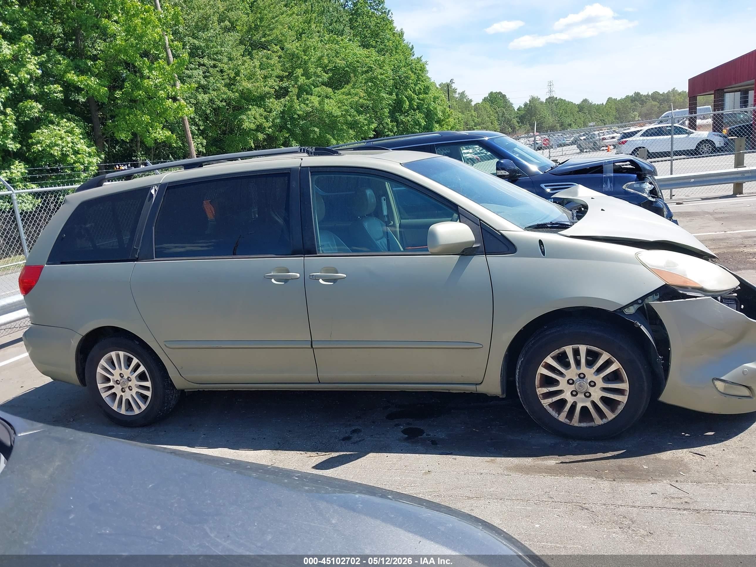 2009 Toyota Sienna Xle Green vin: 5TDZK22C49S244121