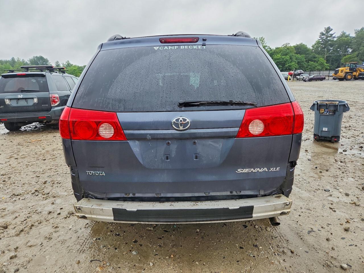 2009 Toyota Sienna Xle Blue vin: 5TDZK22C49S260366