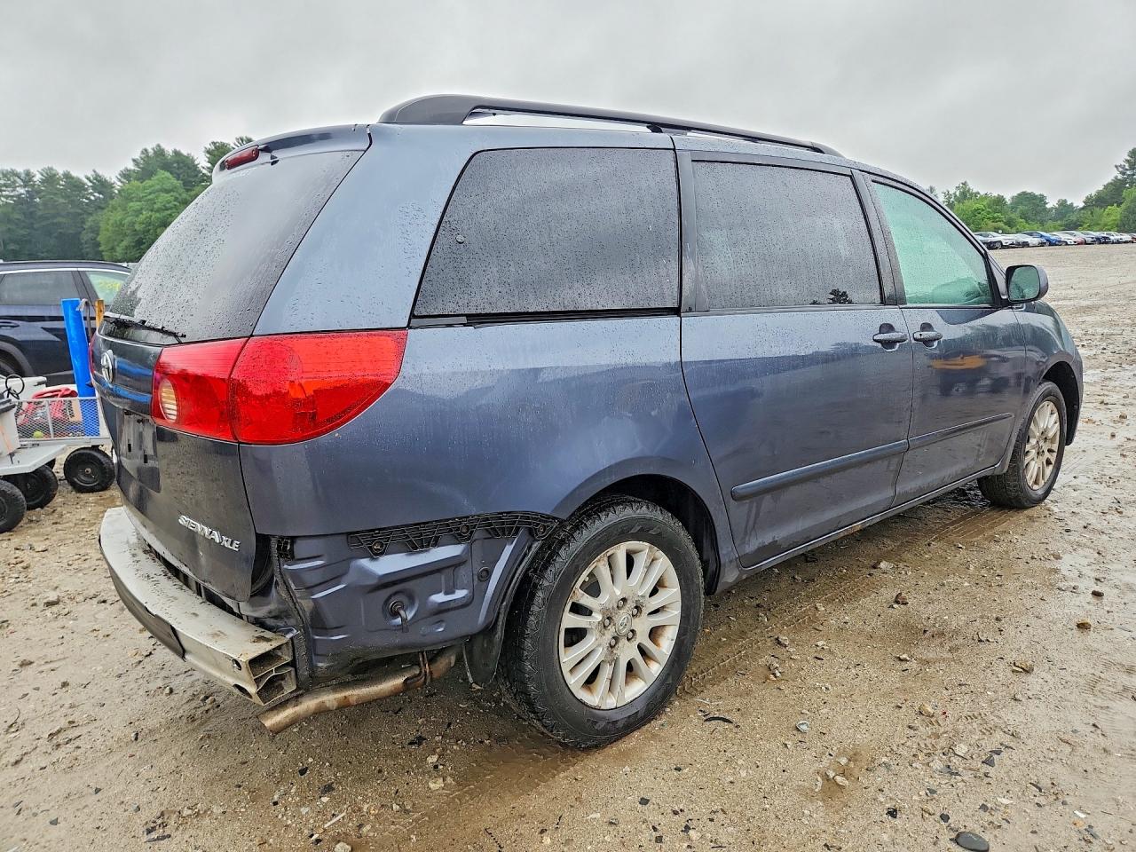 2009 Toyota Sienna Xle Blue vin: 5TDZK22C49S260366