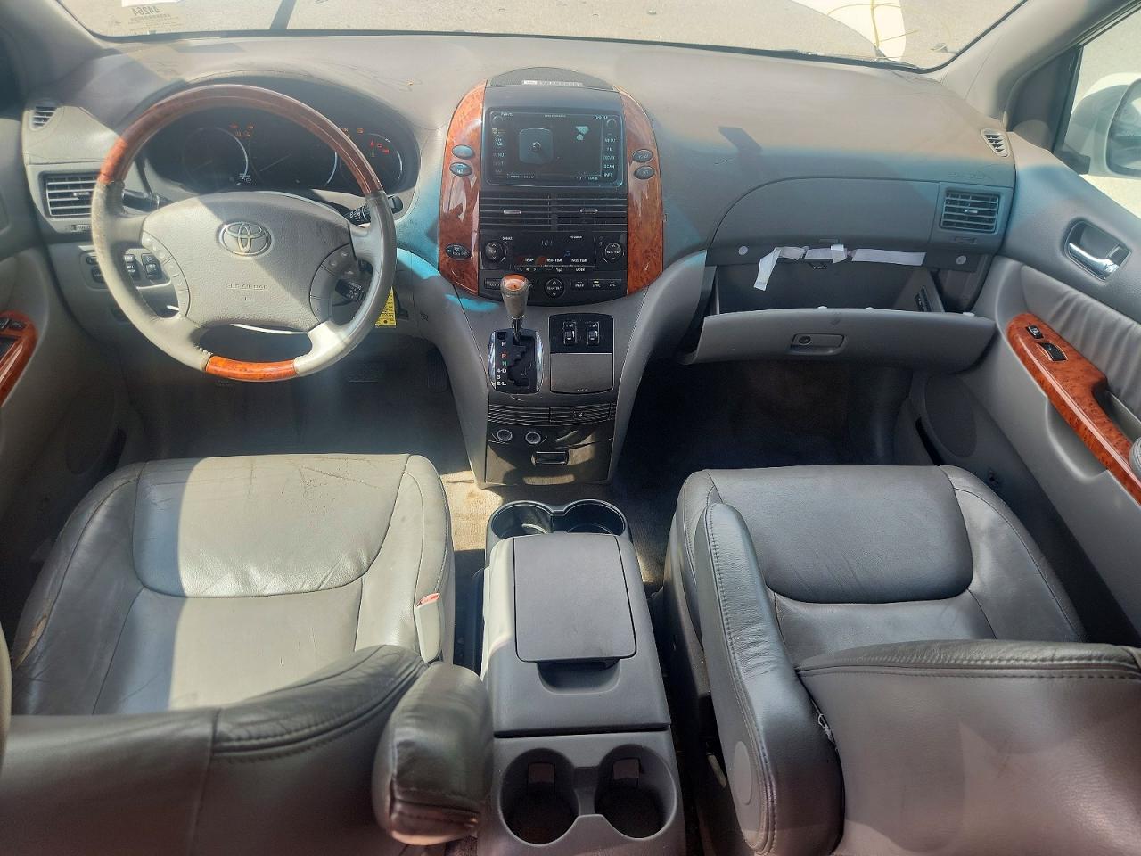 2009 Toyota Sienna Limited White vin: 5TDZK22C49S279483