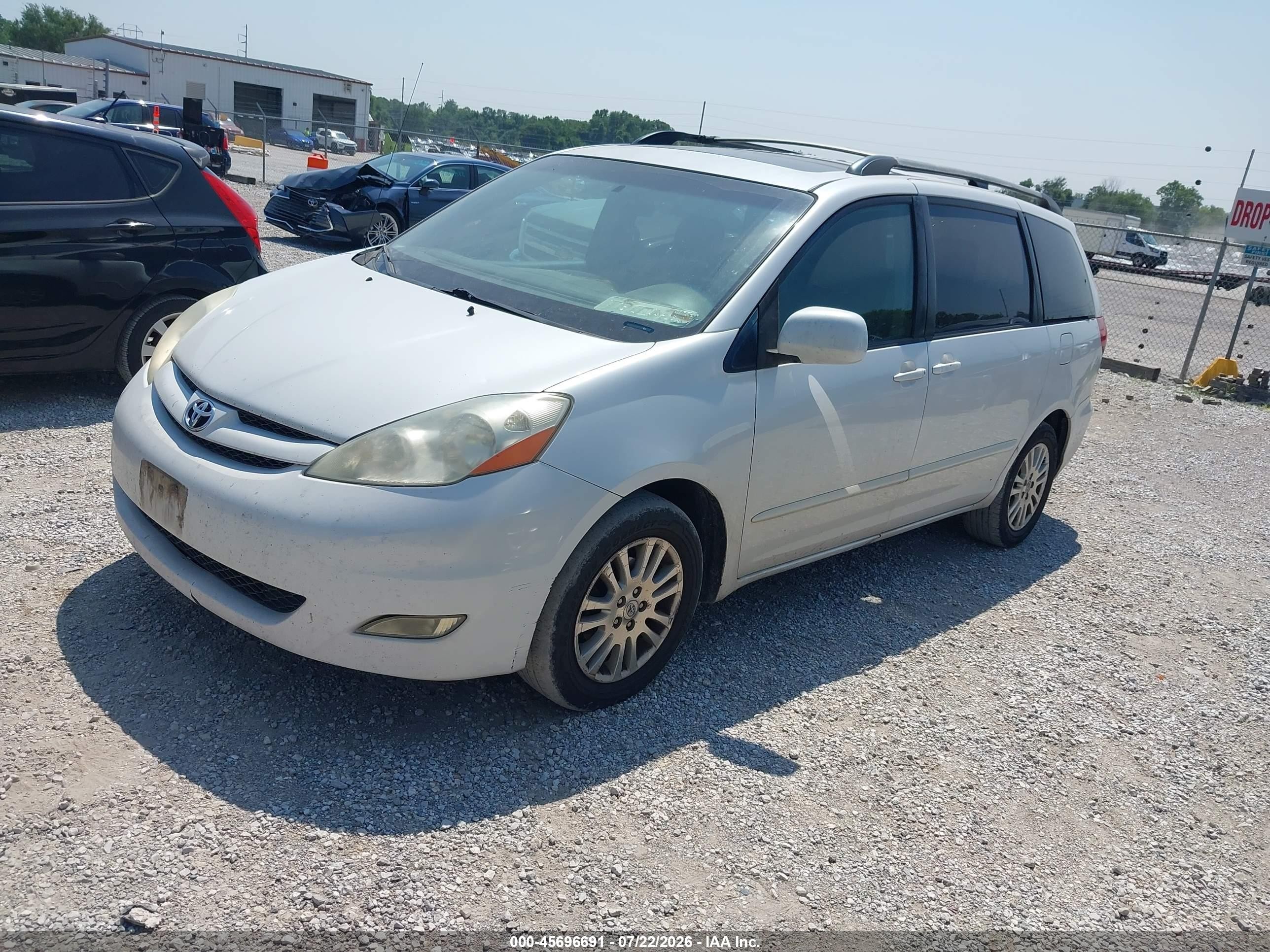 2008 Toyota Sienna Xle White vin: 5TDZK22C58S201258
