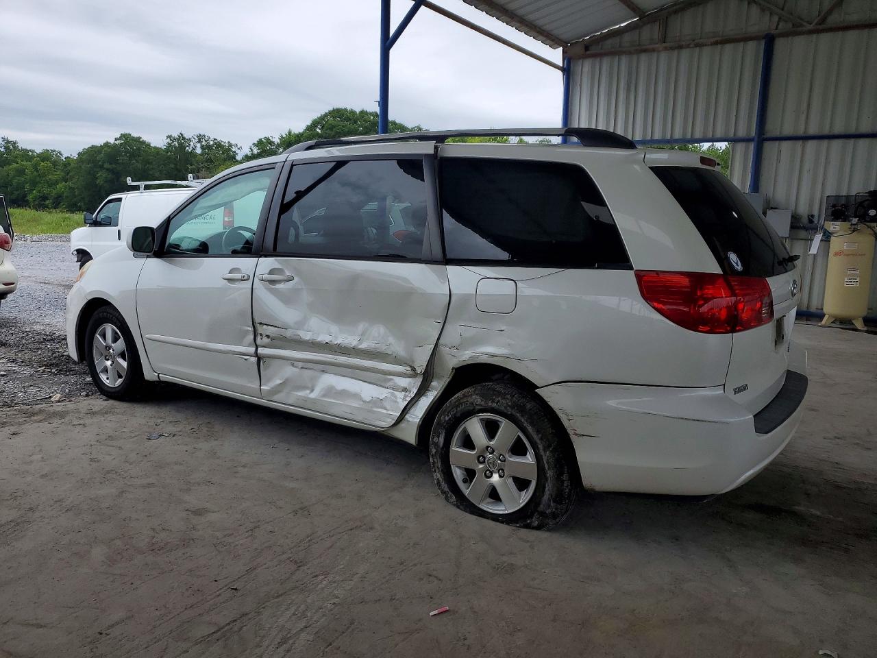 2009 Toyota Sienna Xle White vin: 5TDZK22C59S235122