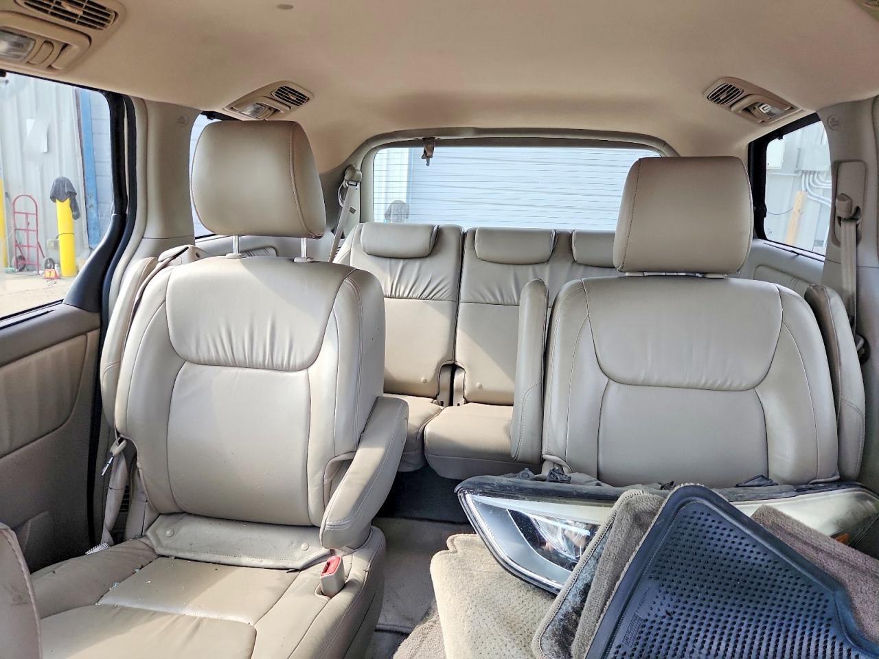 2009 Hyundai Sienna Xle Silver vin: 5TDZK22C59S262496